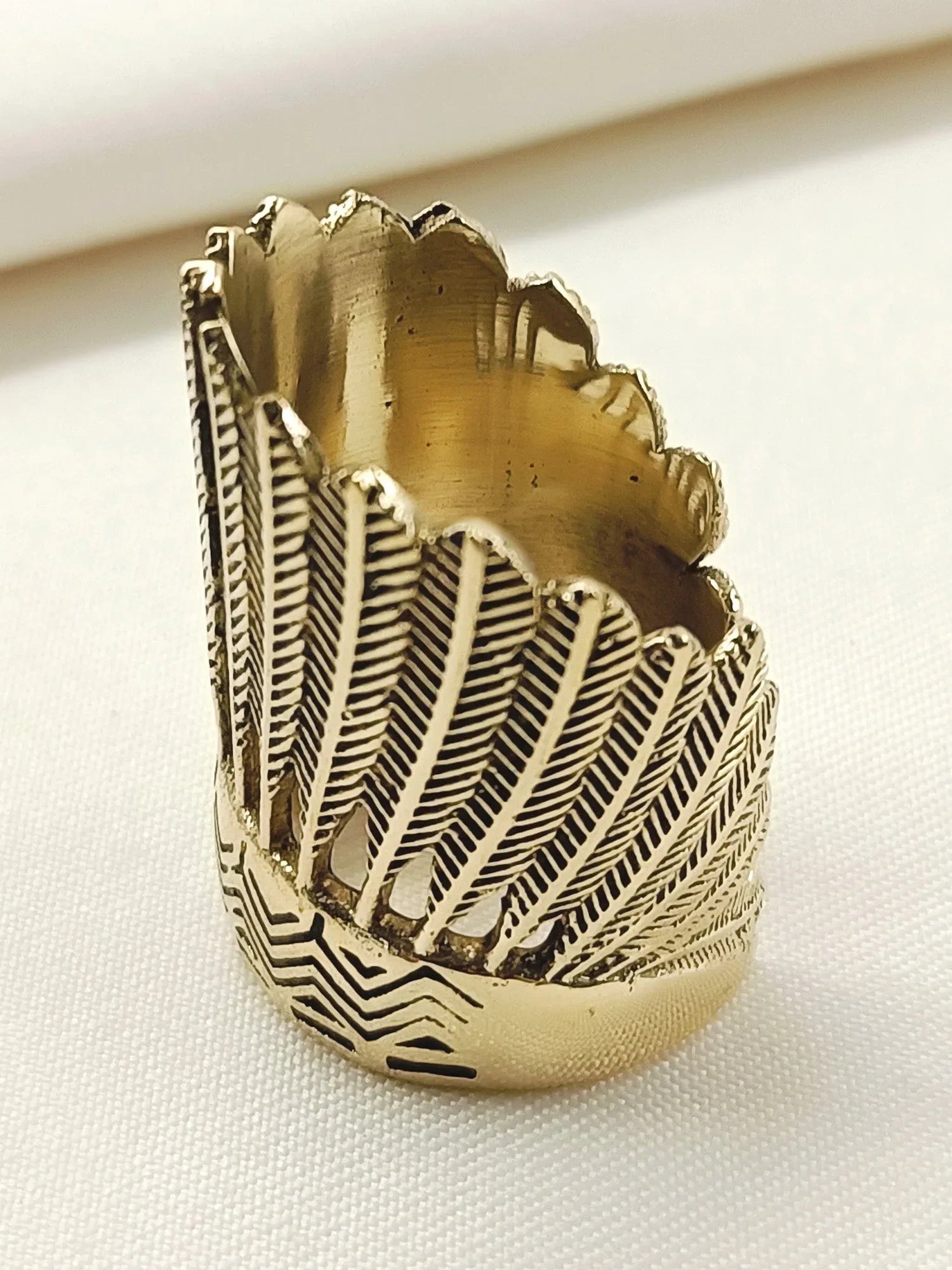 Lucia Golden Western Finger Ring