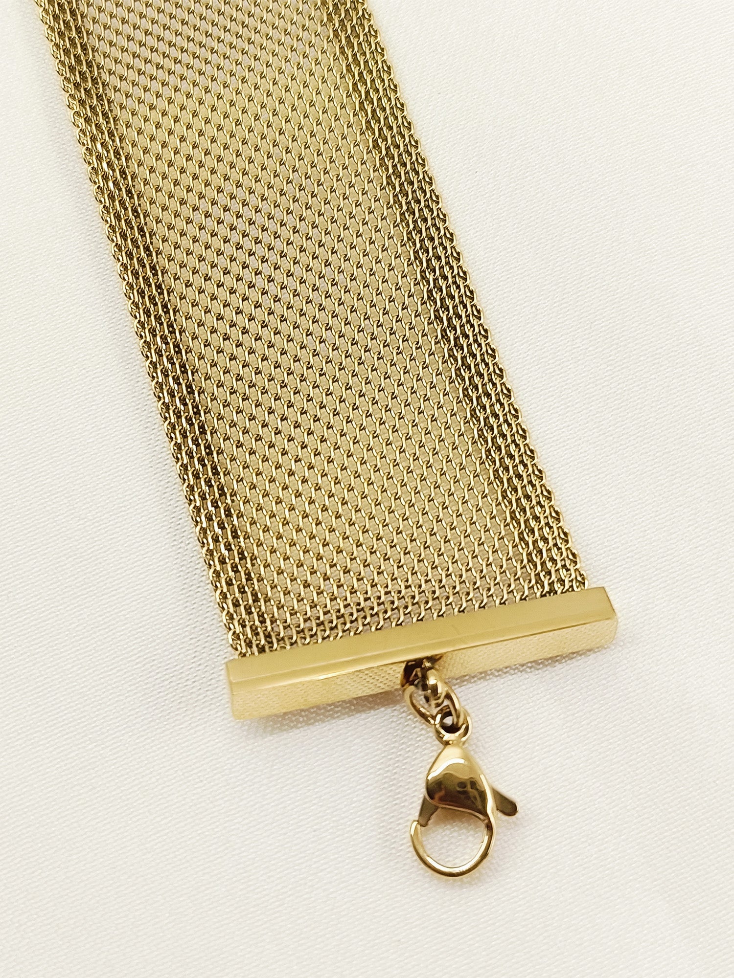 Sanshi Golden Western Neckpiece