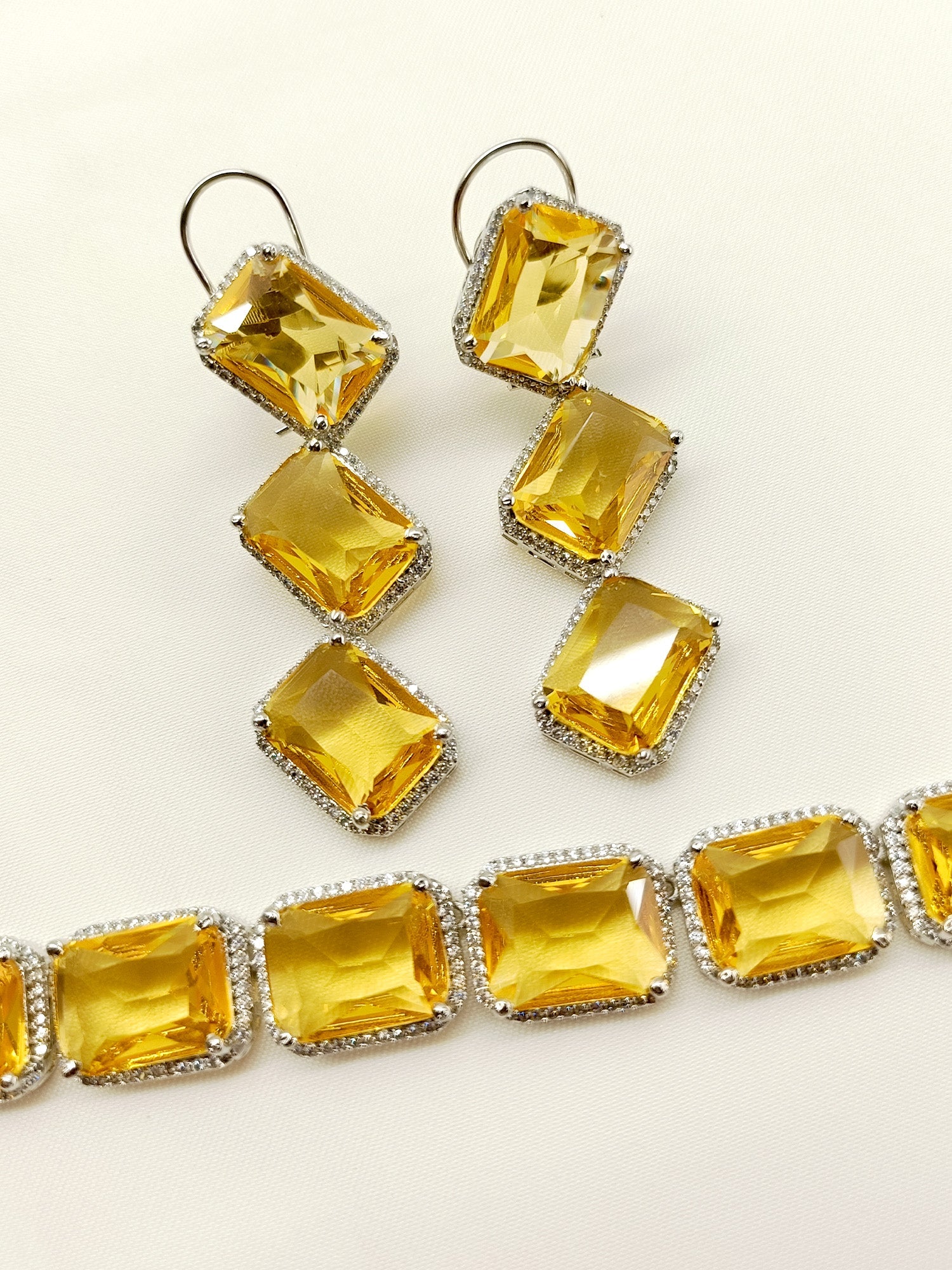 Mini Yellow Swarovski Stone Necklace Set - qivii