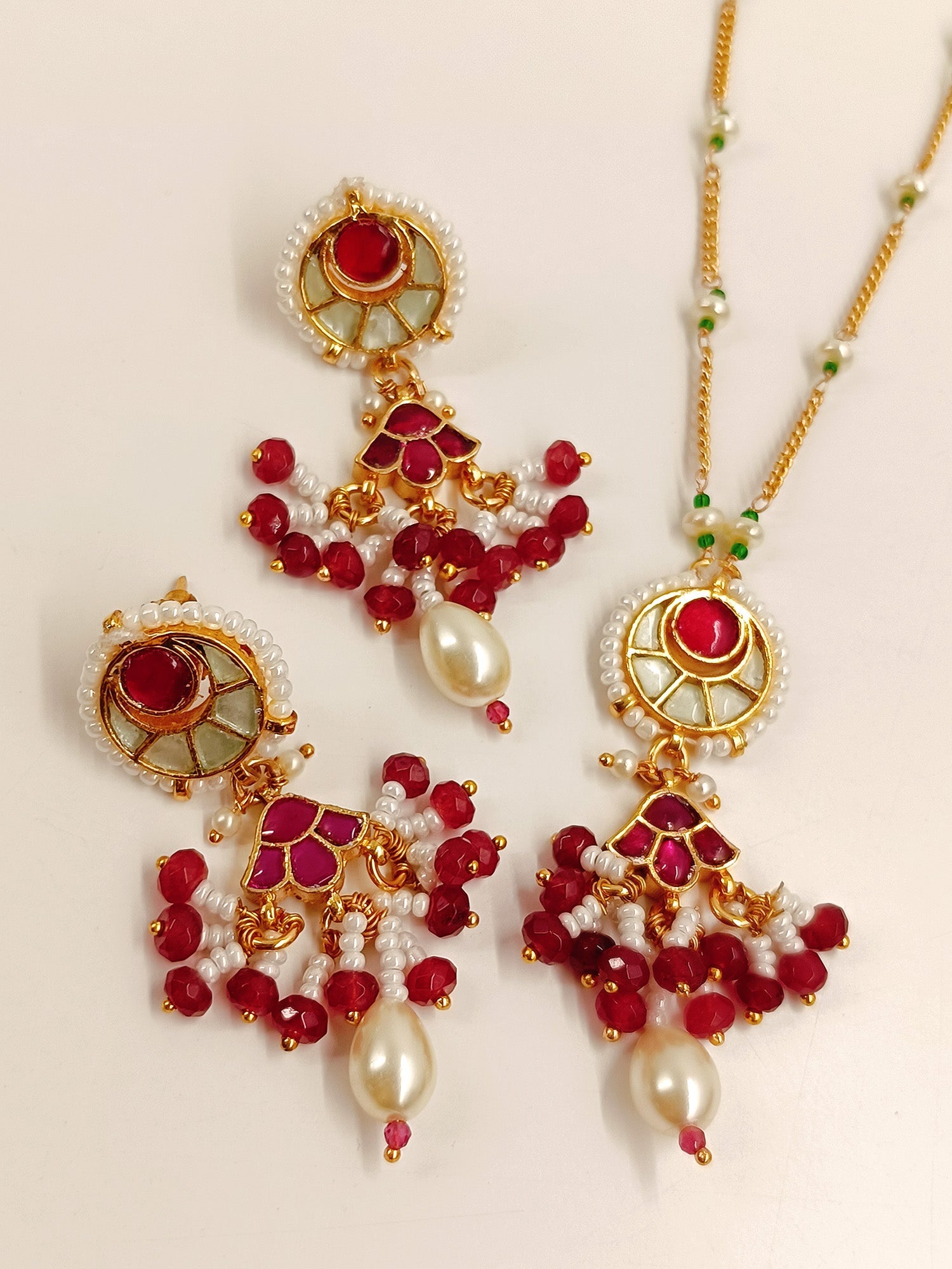 Jivika M & G Kundan Pendant Set - qivii