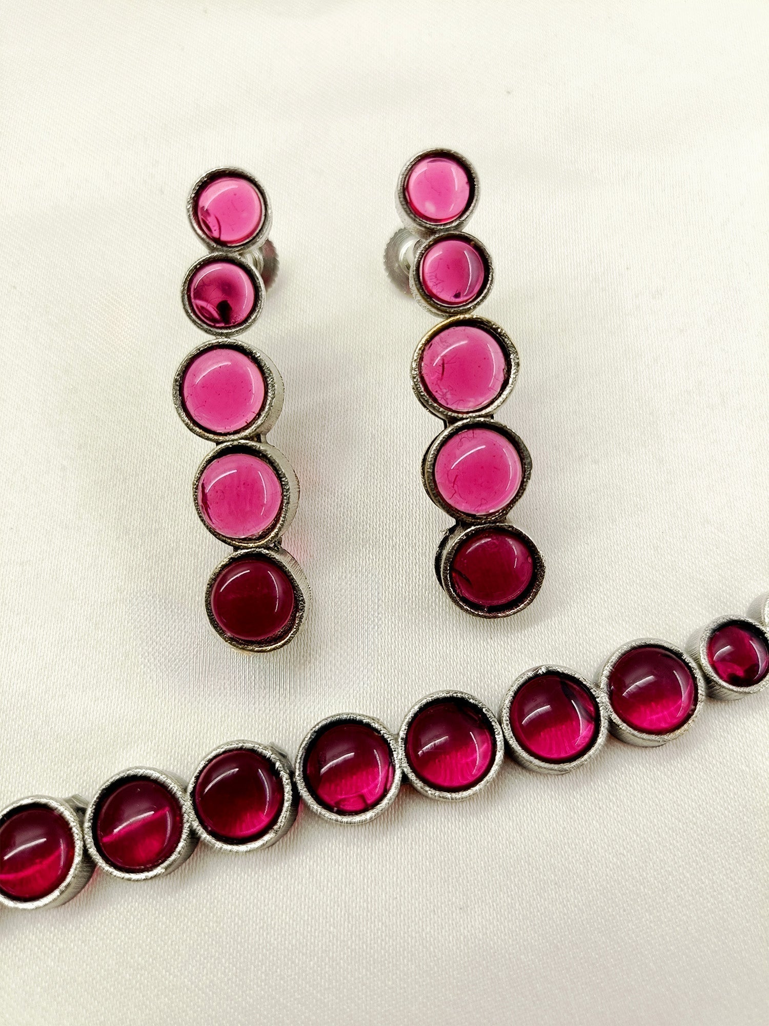 Eleanor Rose Pink Oxidized Necklace Set - qivii