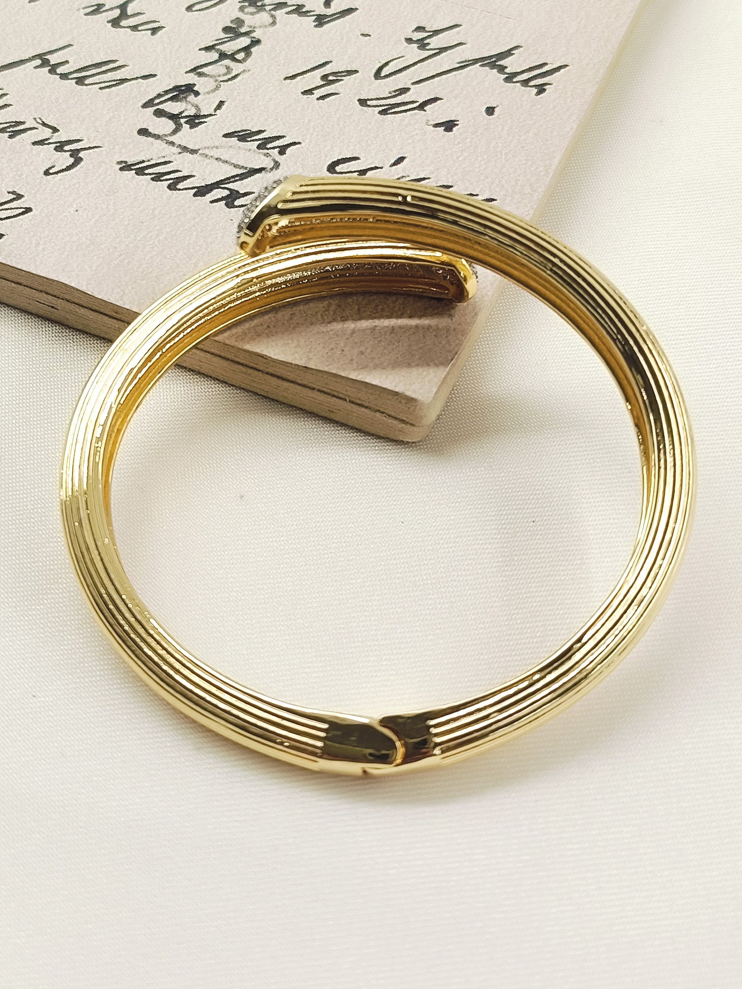 Dhun Golden Western Bracelet