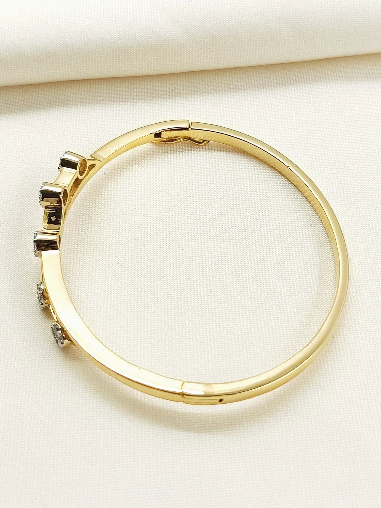 Lyra 92.5 Silver Swarovski Stone Bracelet