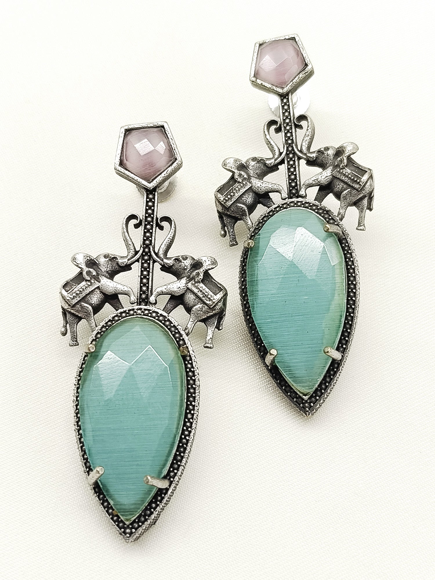 Kanta Mint Green Oxidized Earring