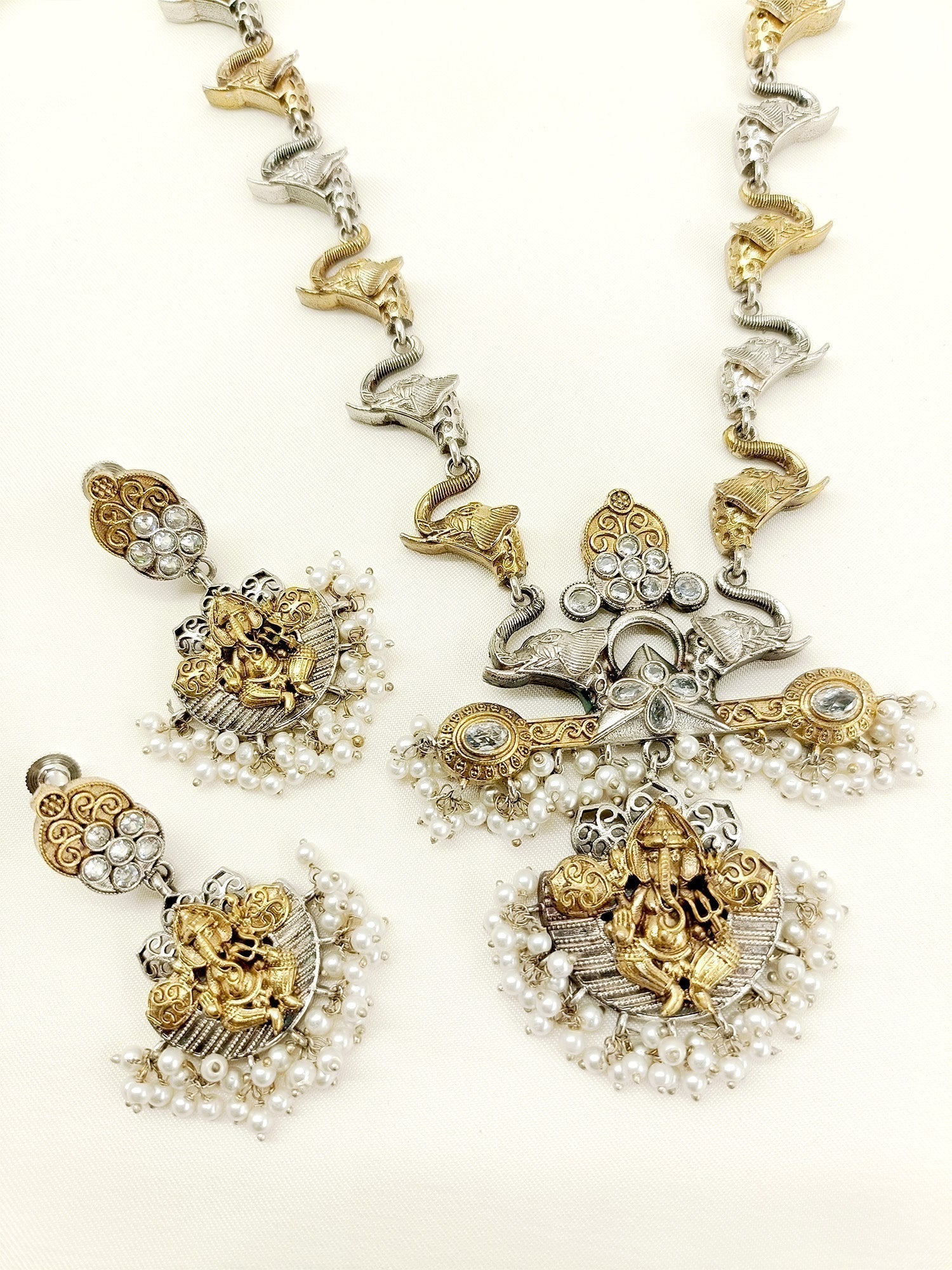 Mehale White Long Oxidized Pendant Set - qivii