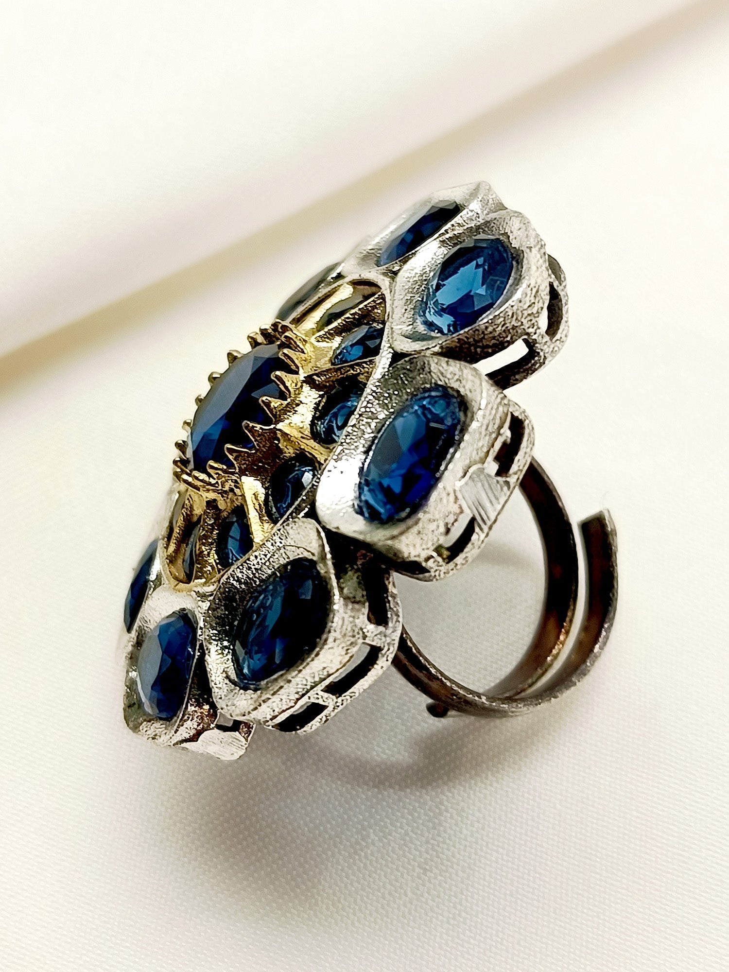 Britner Navy Blue Oxidized Finger Ring - qivii