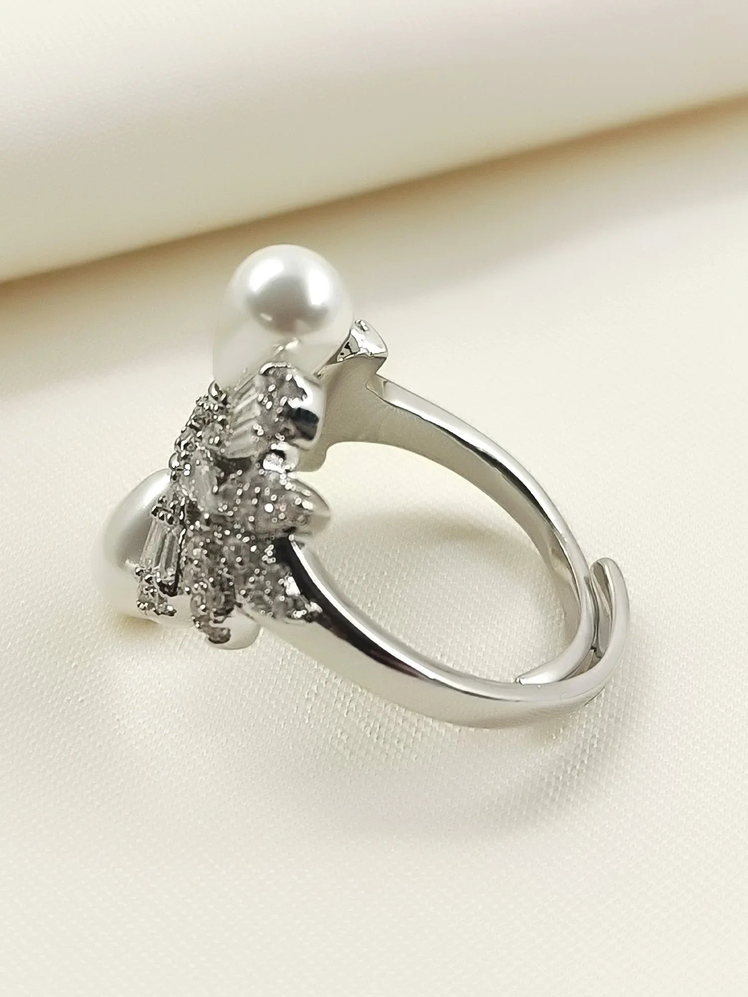 Anokhi Silver American Diamond Finger Ring