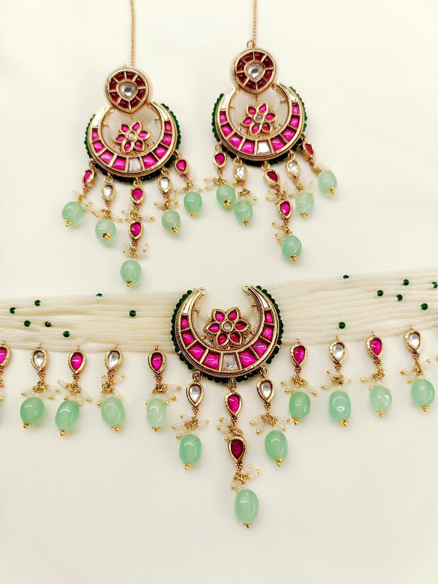 Anvedhna R&G Kundan Choker Set