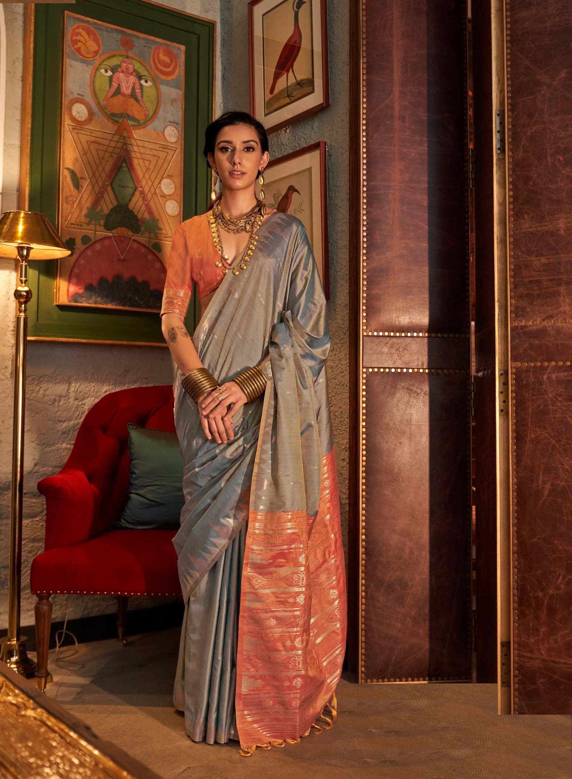 Gray Silk Saree With Contrast Ikkat Design Pallu - qivii