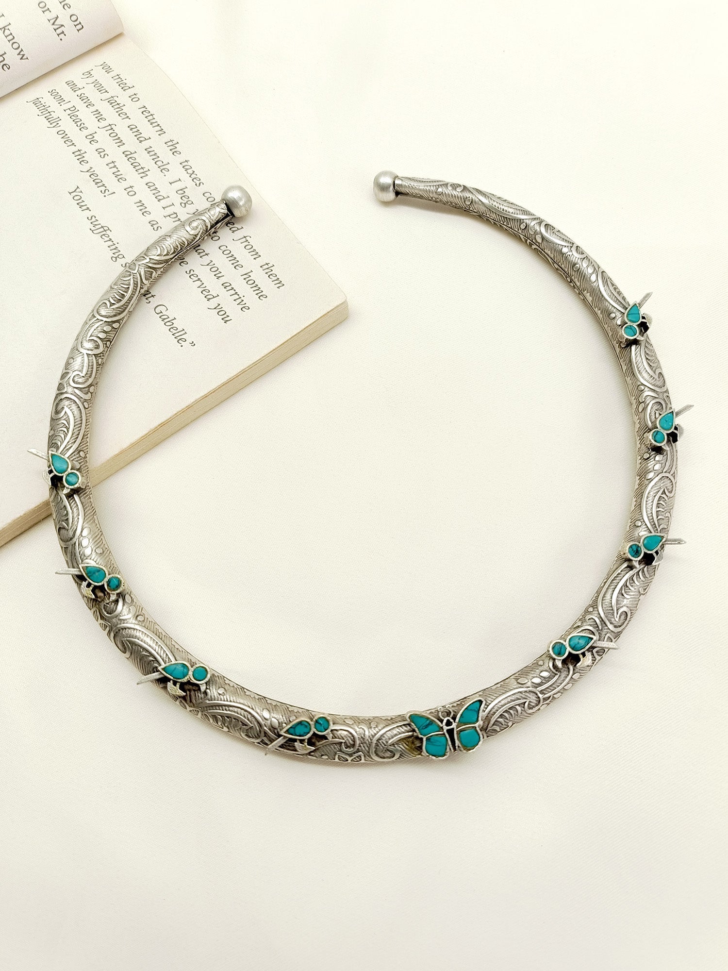 Deashi Firozi Oxidized Hasli Style Neckpiece - qivii