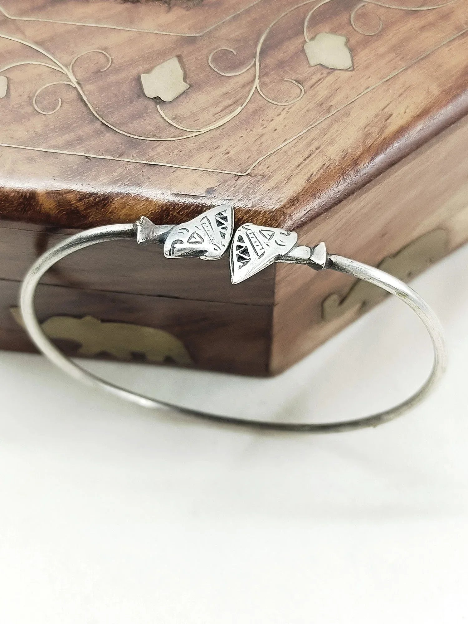 Vasini Plain Oxidized Bracelet
