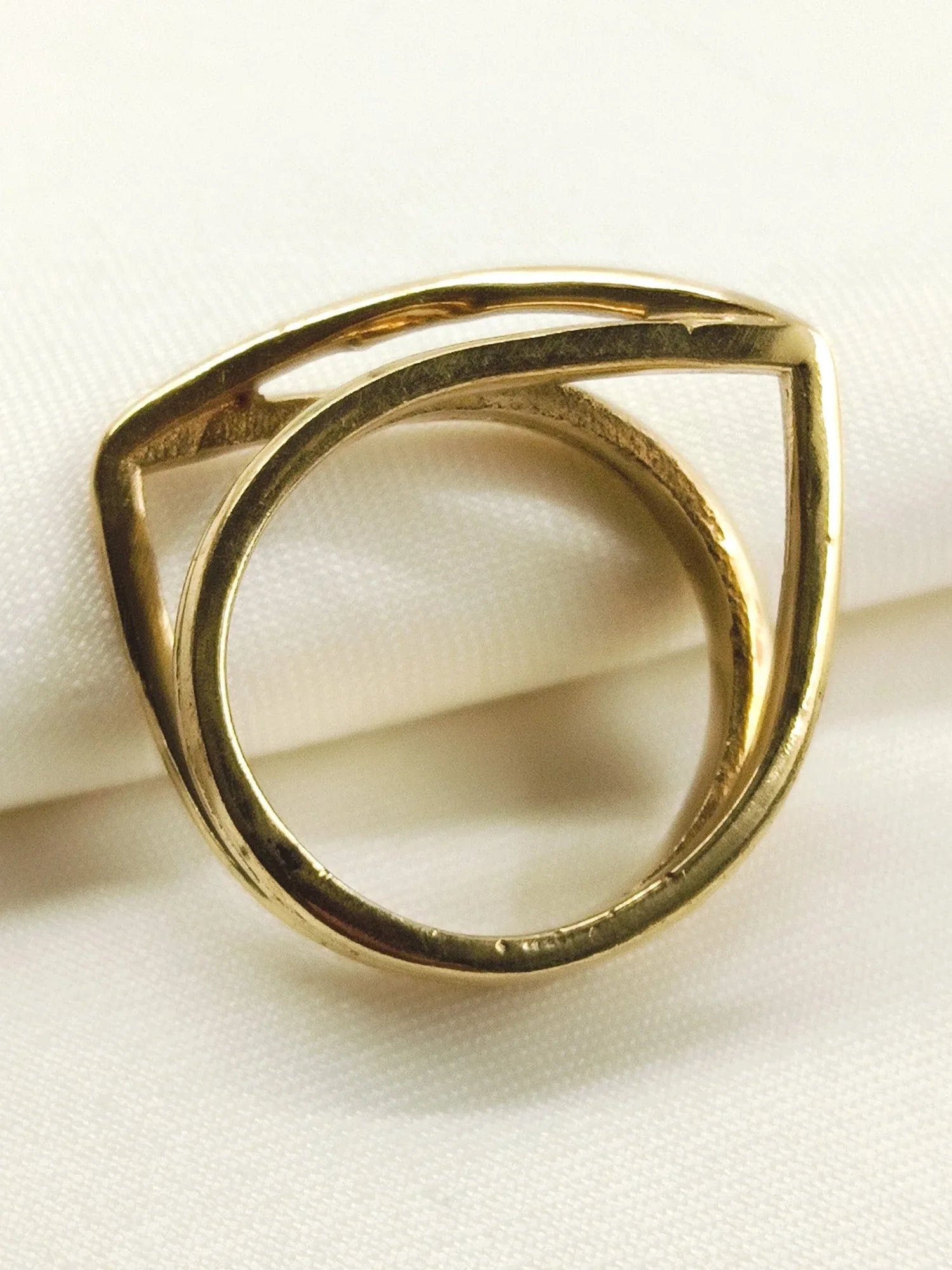Shishika Golden Western Finger Ring