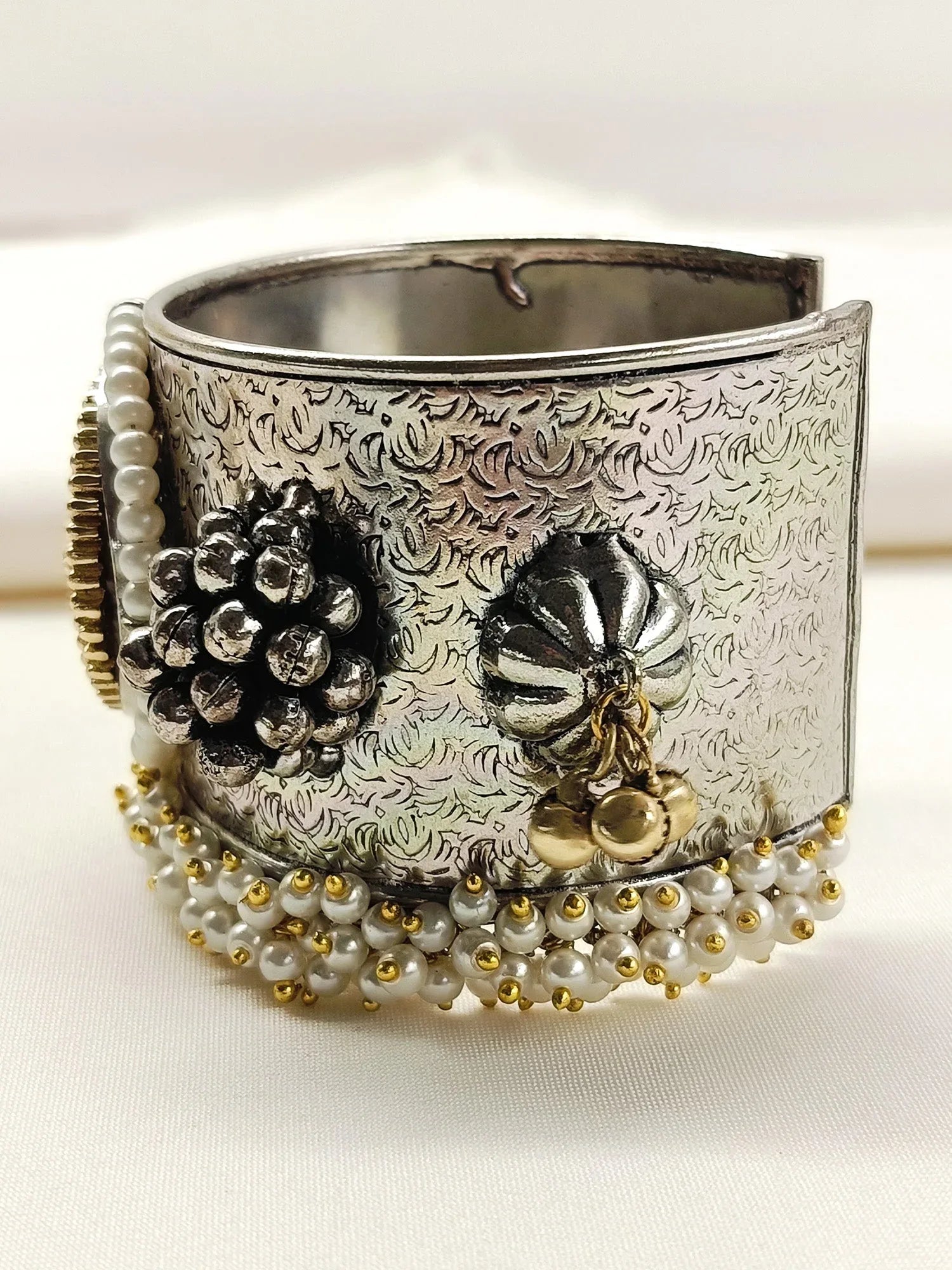 Yatika White Oxidized Bracelet