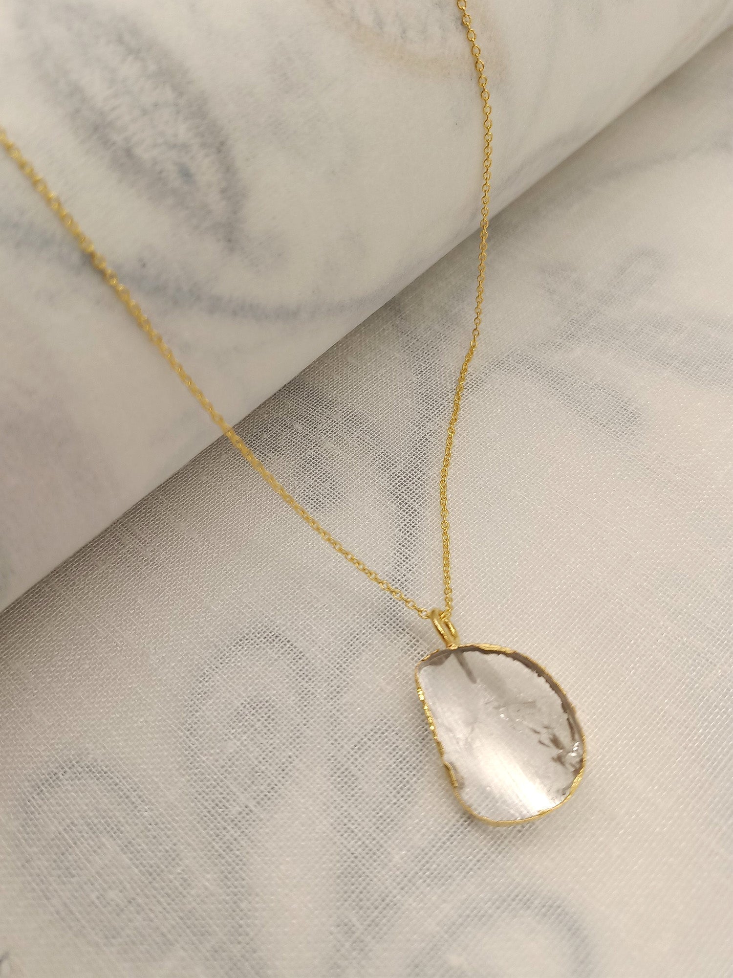 Carrie White Natural Stone Neckpiece - qivii