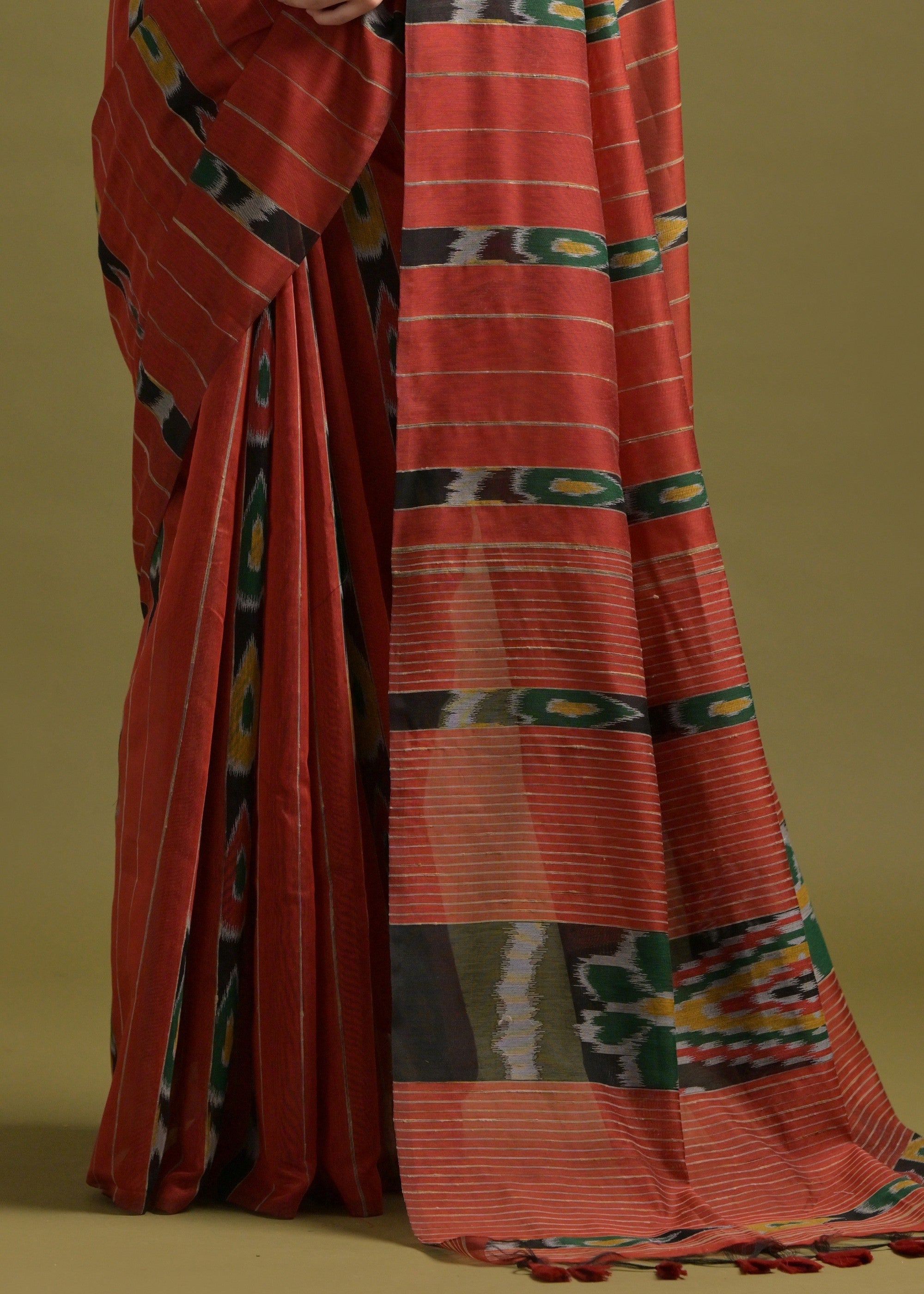 Vermilion Red Soft Ikkat Cotton Printed Saree - qivii