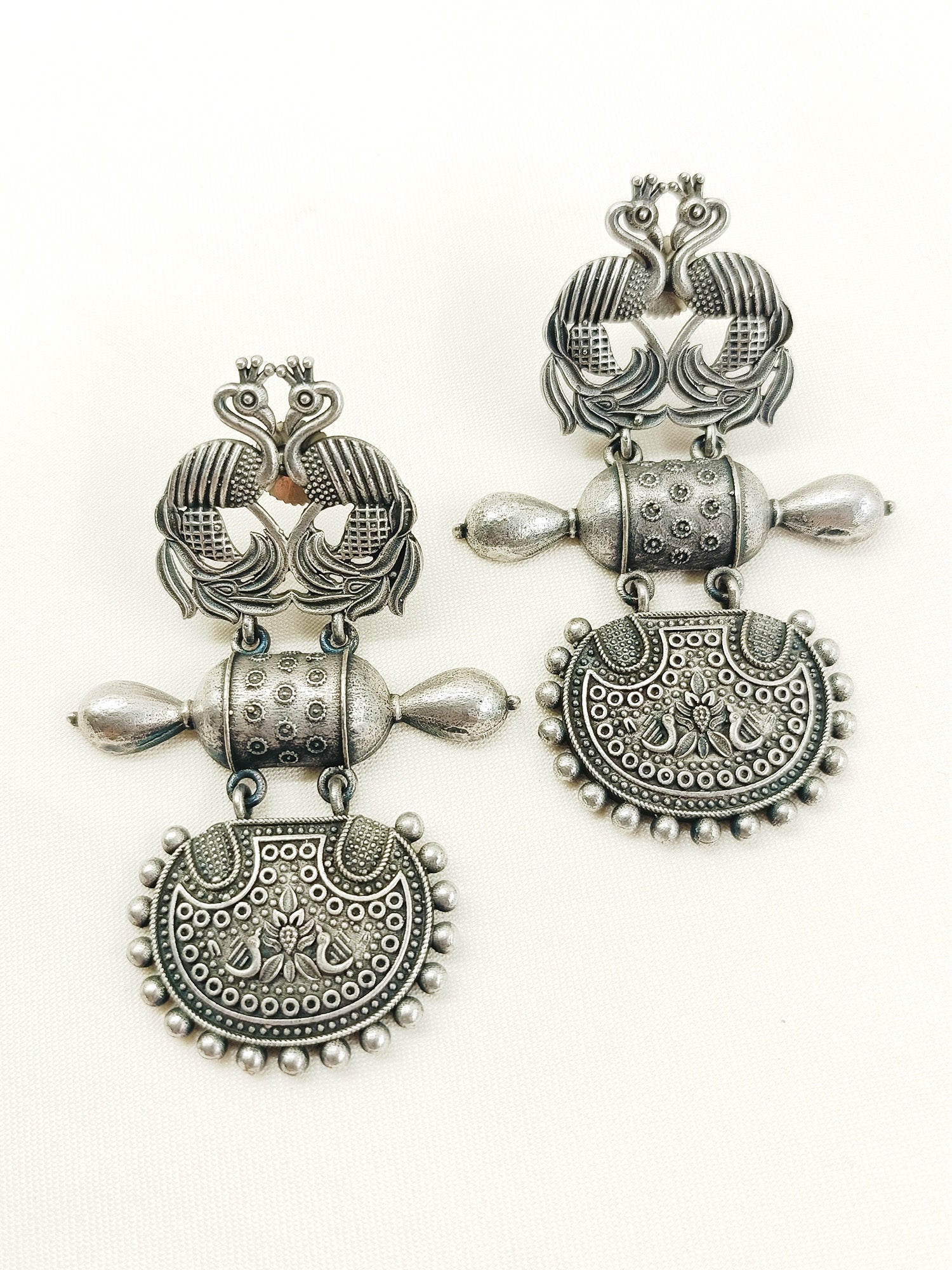 Dhrishti Plain Oxidized Earring