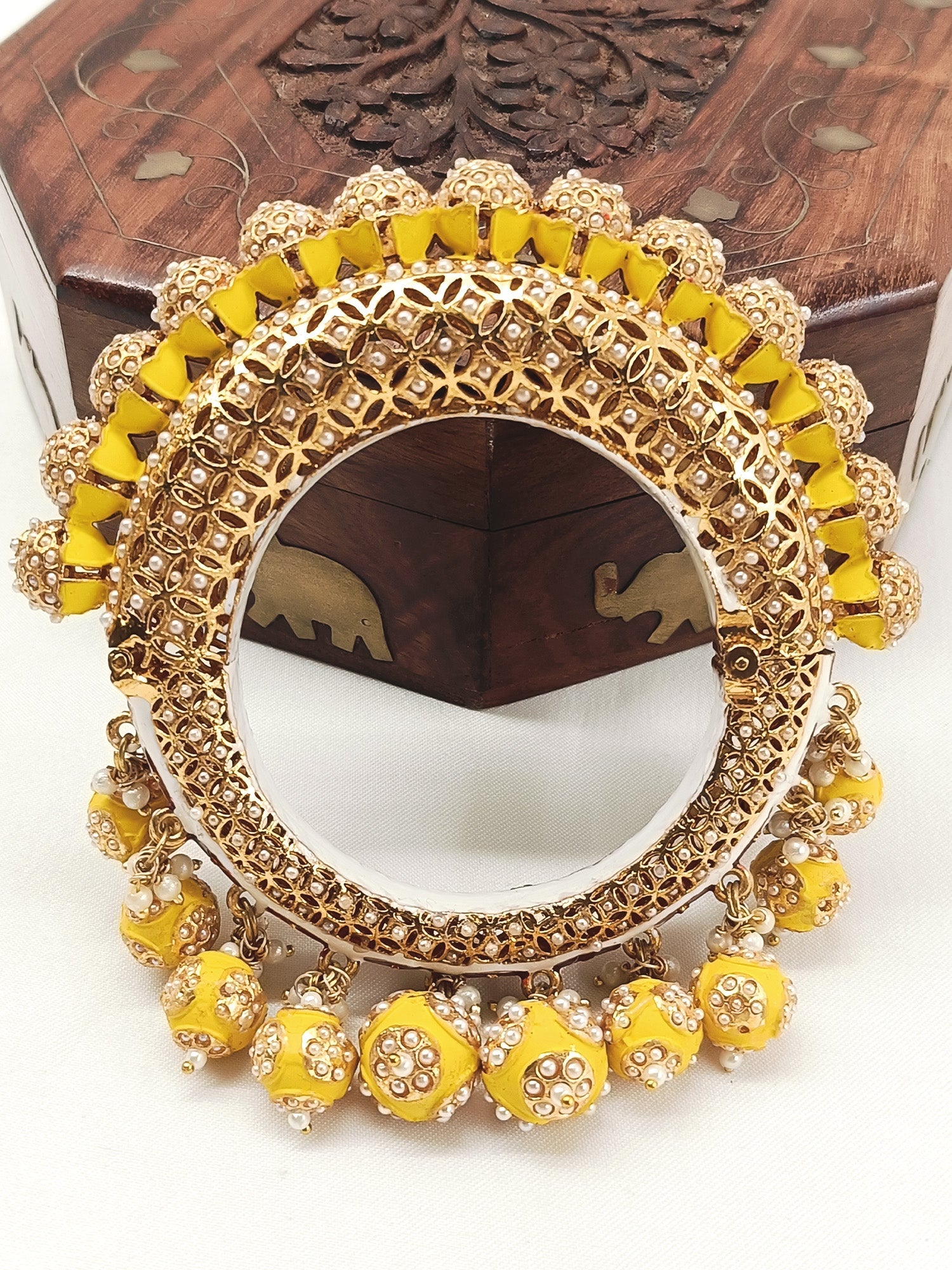 Kalyani Yellow Antique Kada