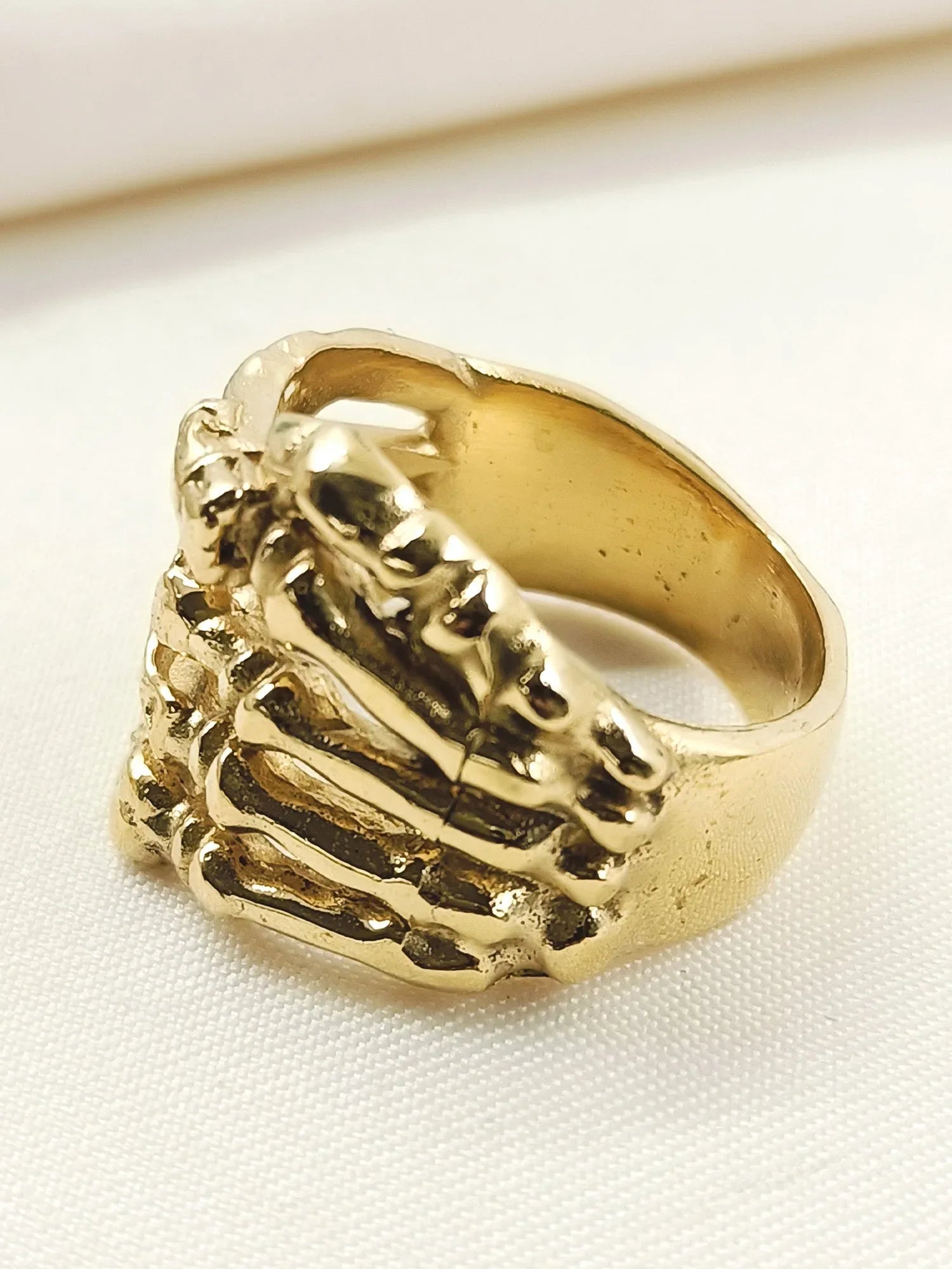 Zaida Golden Western Finger Ring