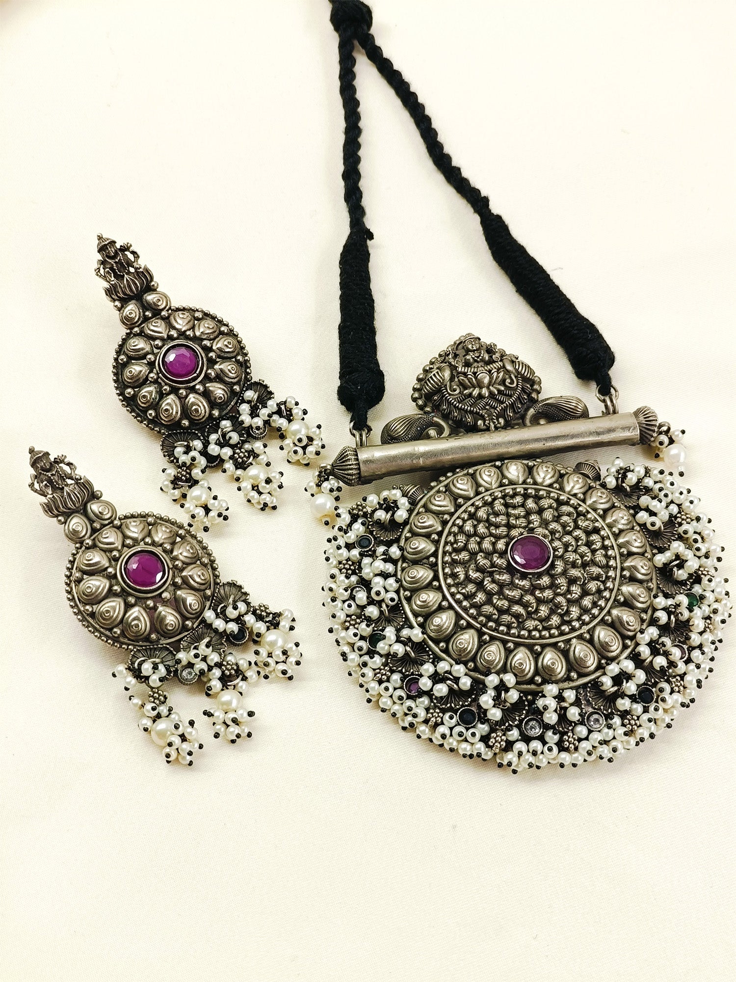 Twinking R&G Oxidized Necklace Set