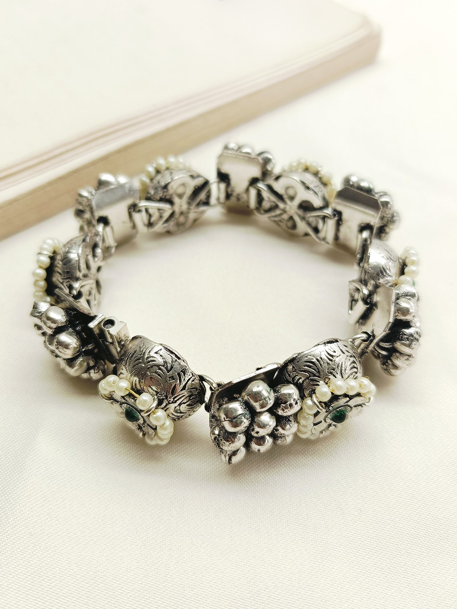 Hazel Green Oxidized Bracelet - qivii