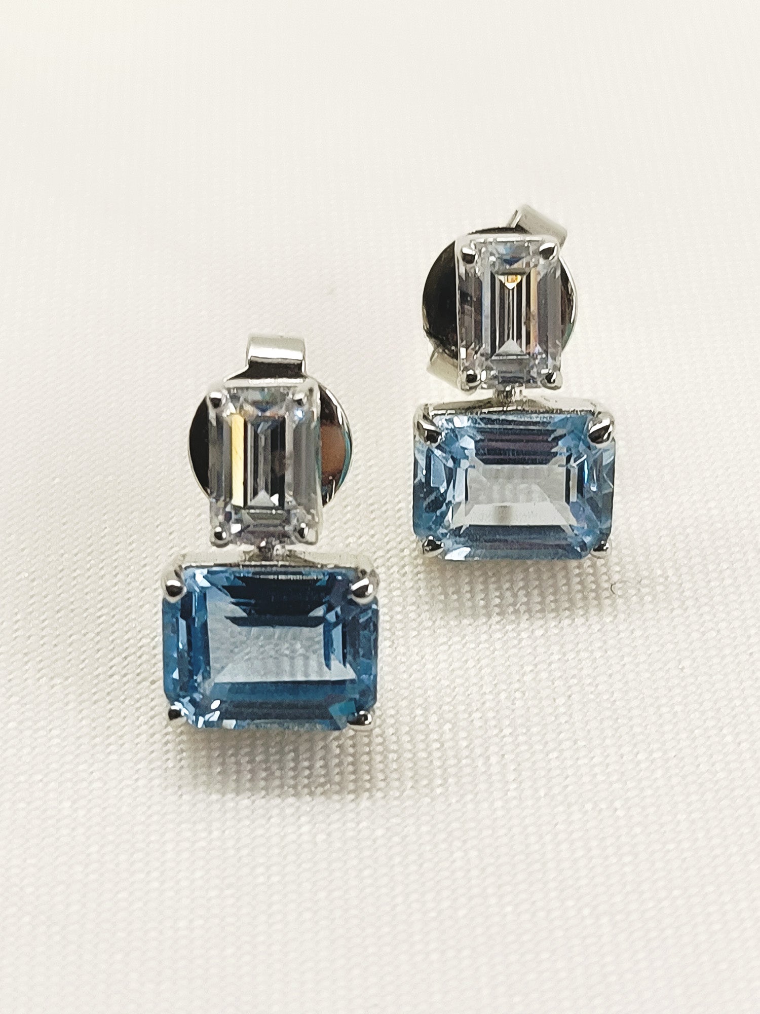 Camelia Aqua Blue 92.5 Silver Swarovski Stone Tops - qivii