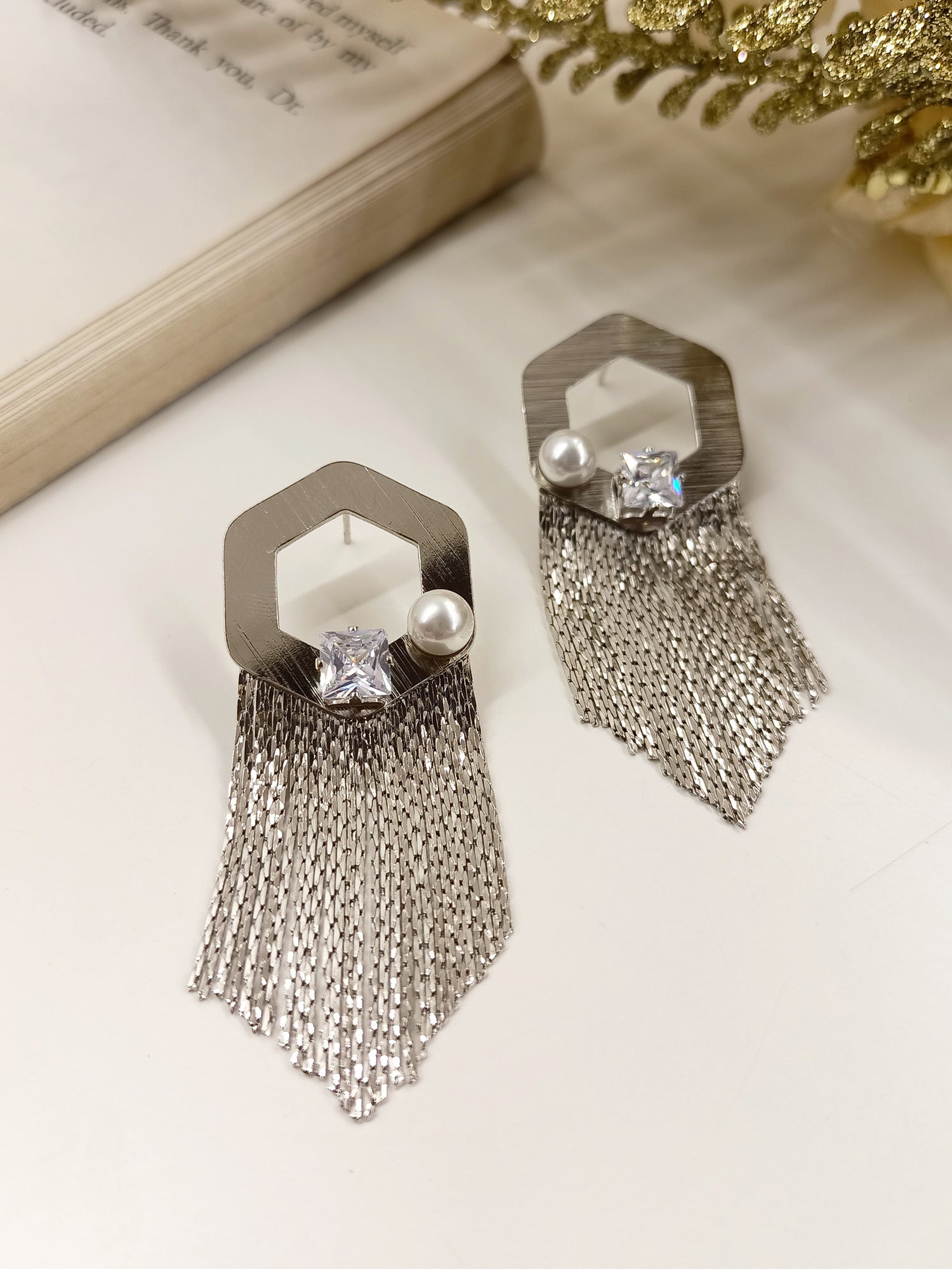 Jassica Silver Western Earrings - qivii