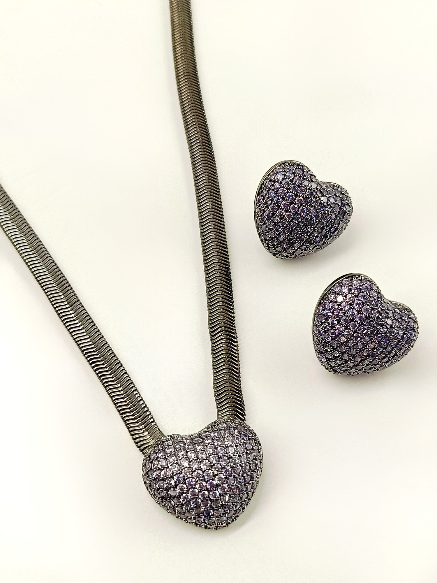 Zia Lavender Heart Shape Victorian Pendant Set - qivii