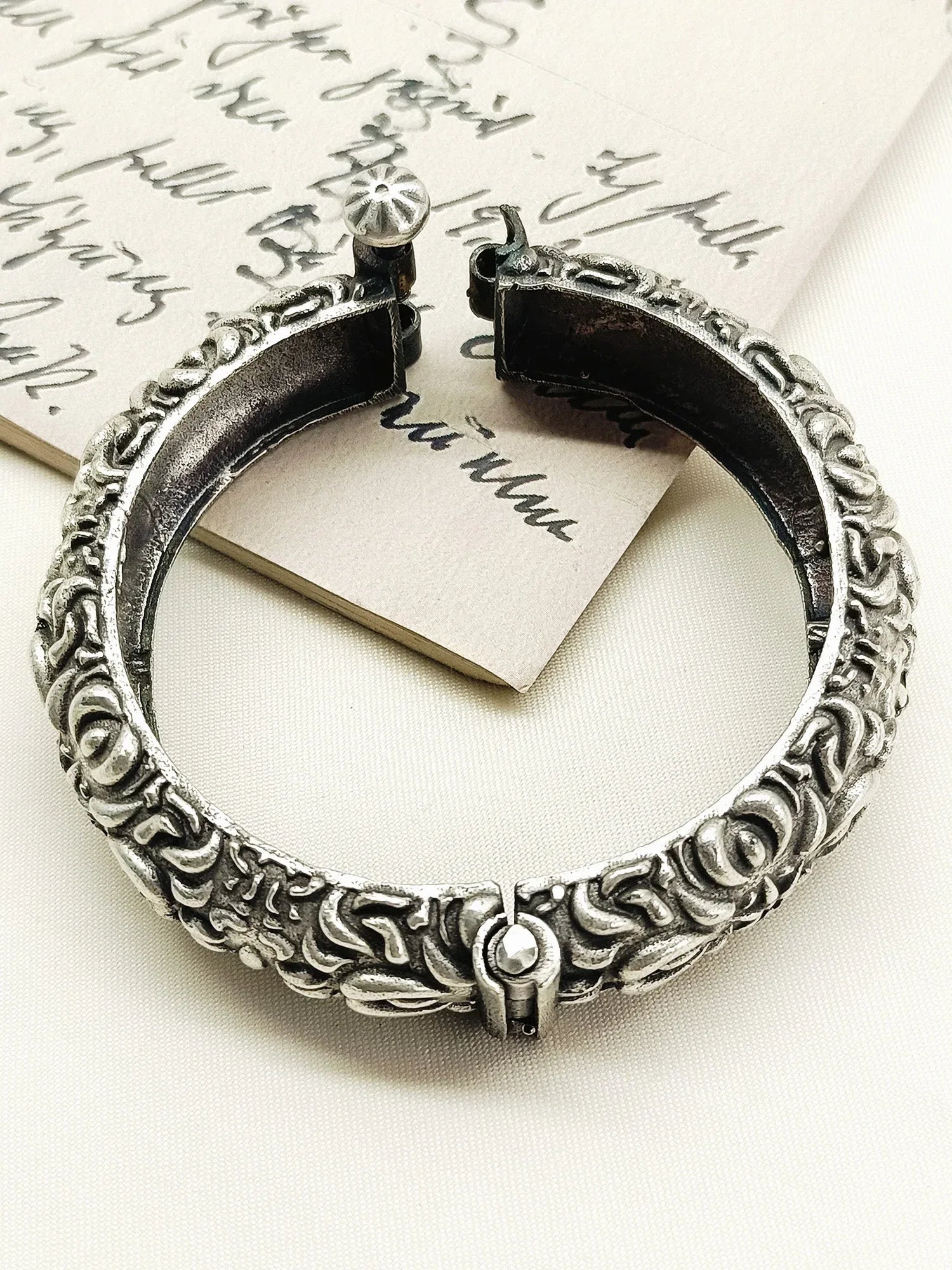 Atena Plain Oxidized Kada