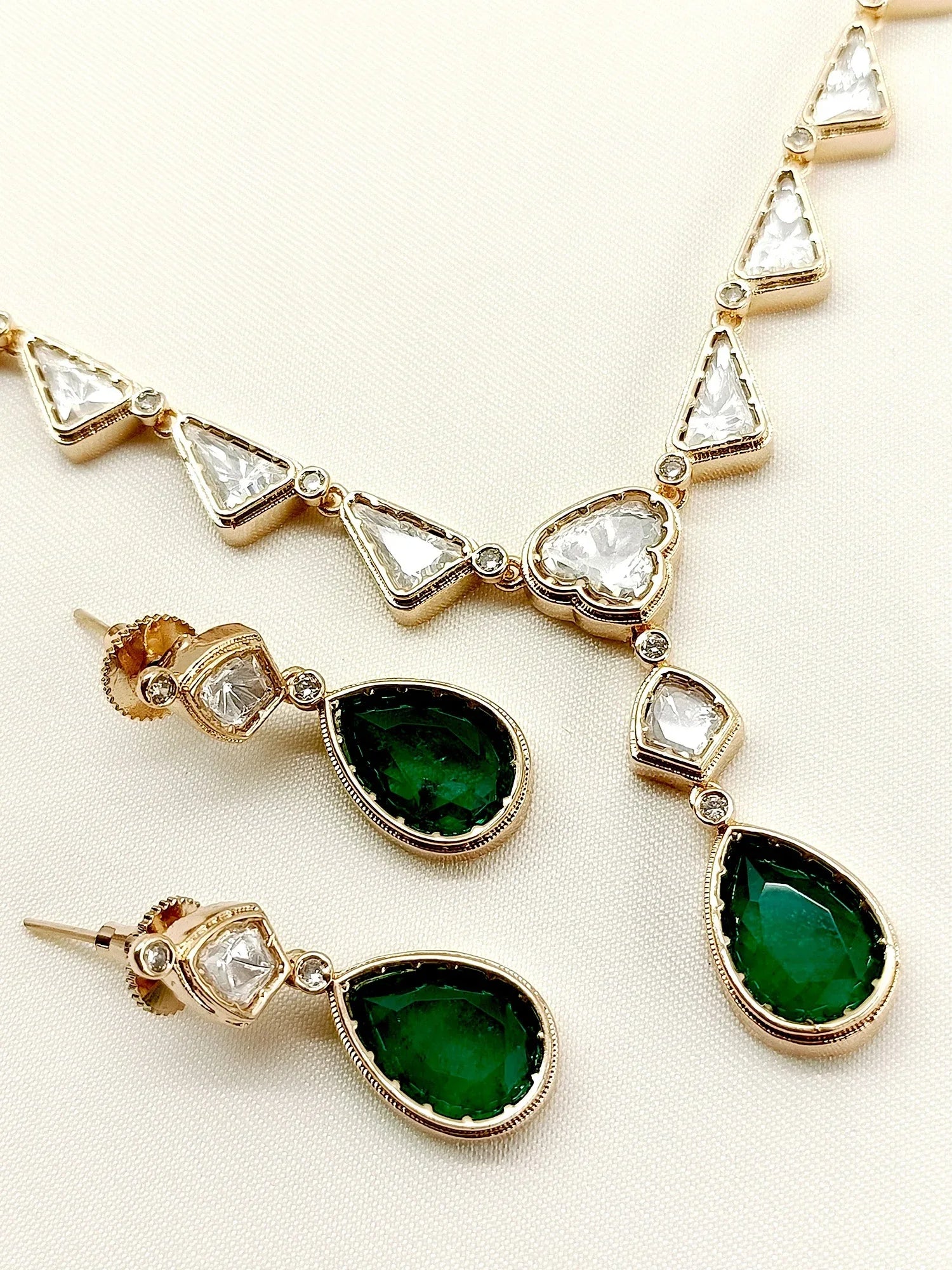 Daisy Green Kundan Necklace Set