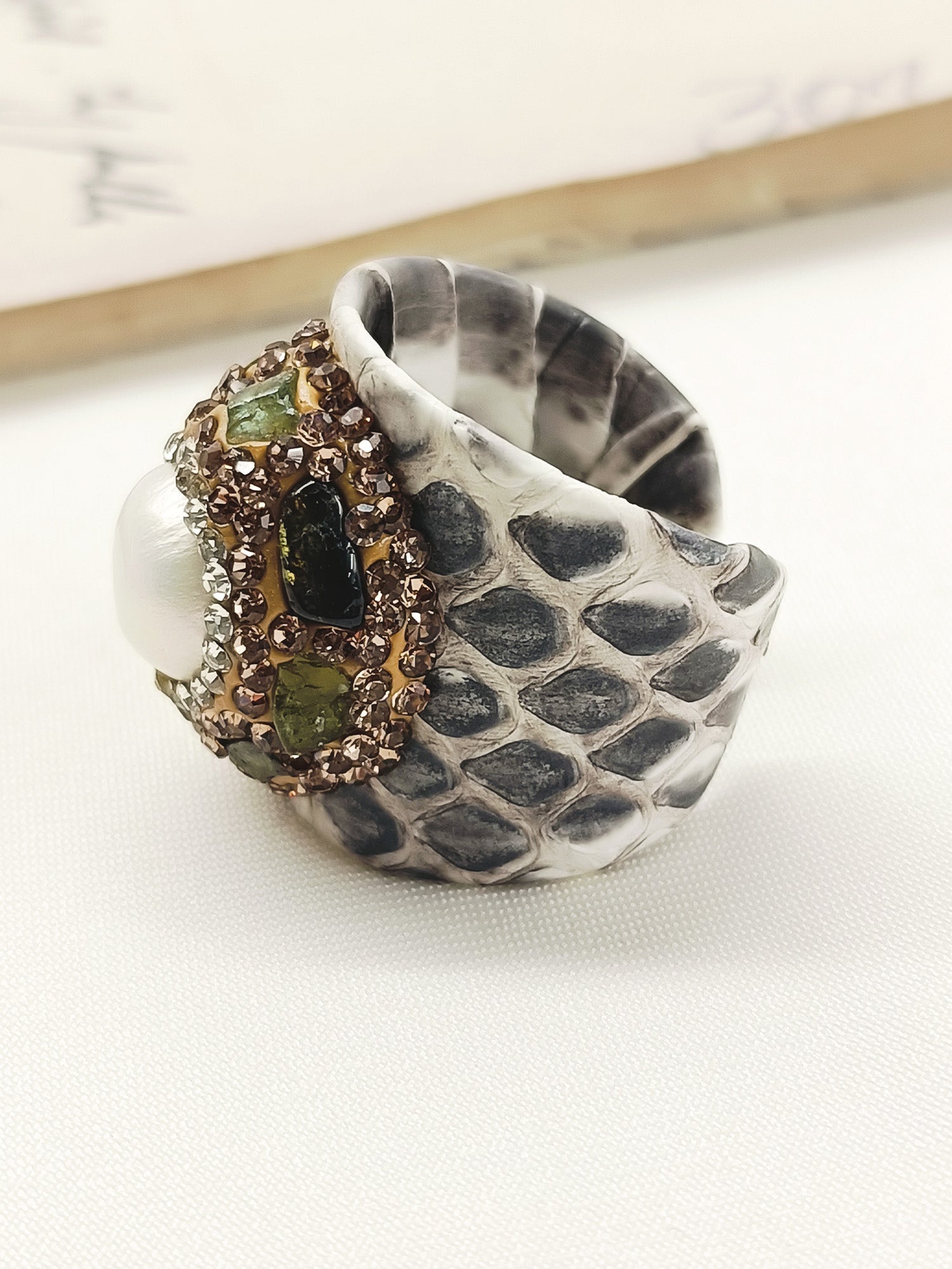 Chitra White Western Finger Ring