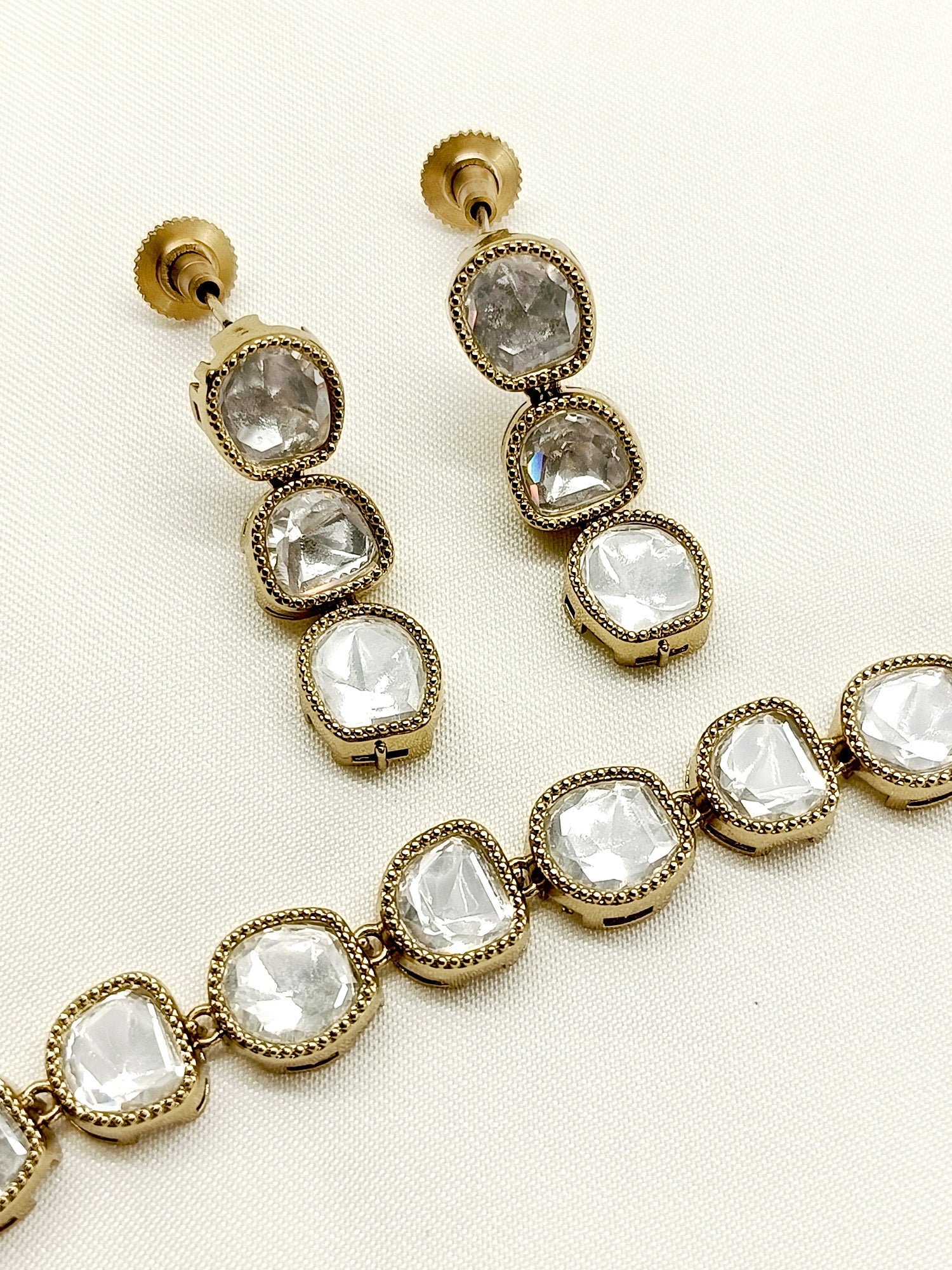 Elisha White Polki Necklace Set - qivii