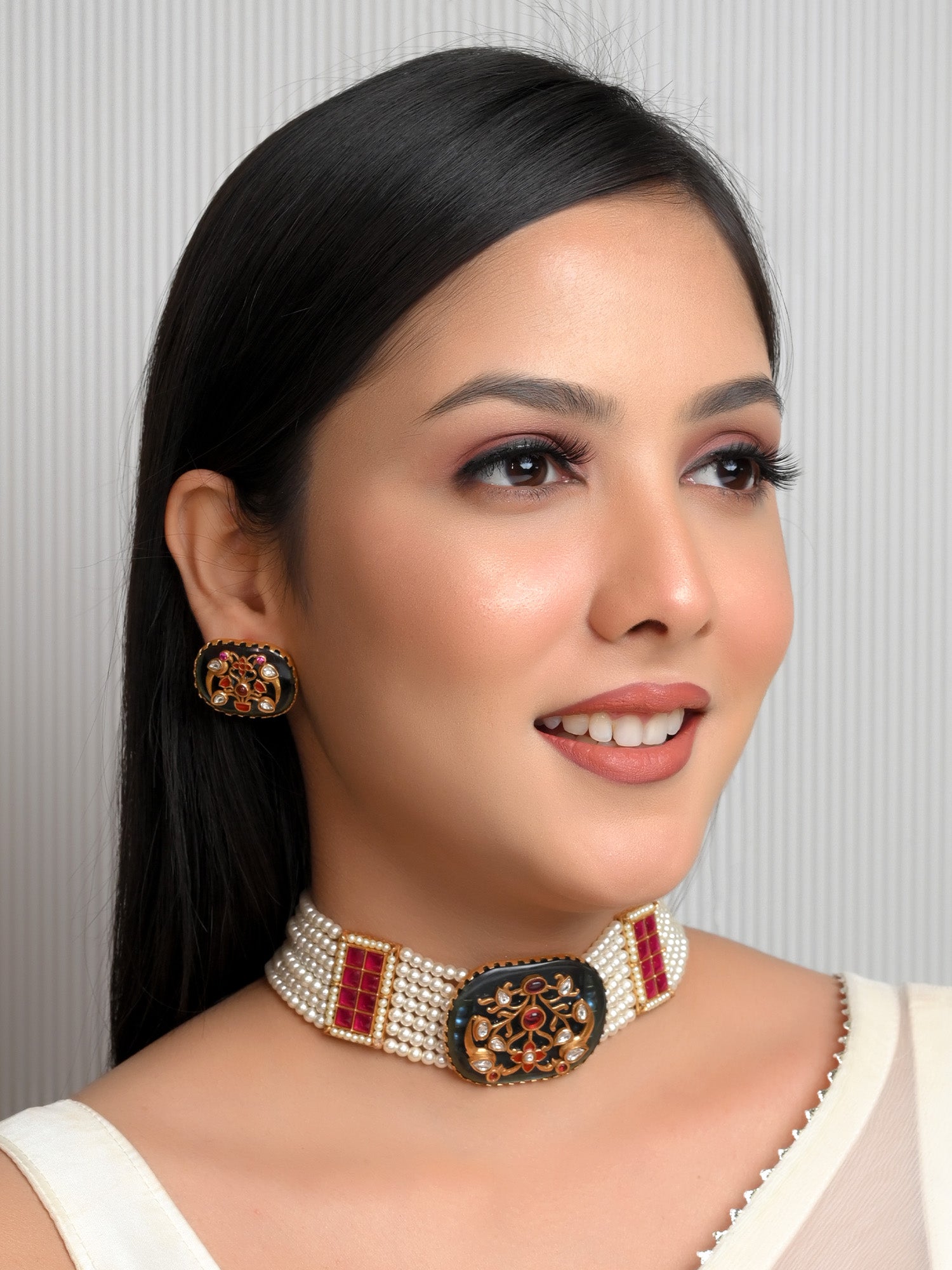 Beryl Multi Colour Boutique Choker Set - qivii