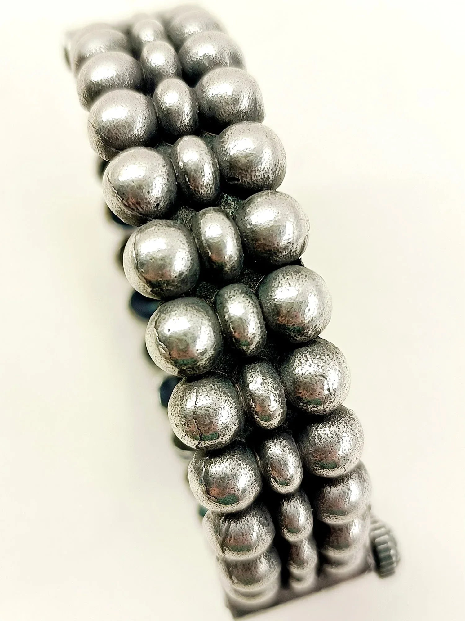 Brisa Plain Oxidized Kada