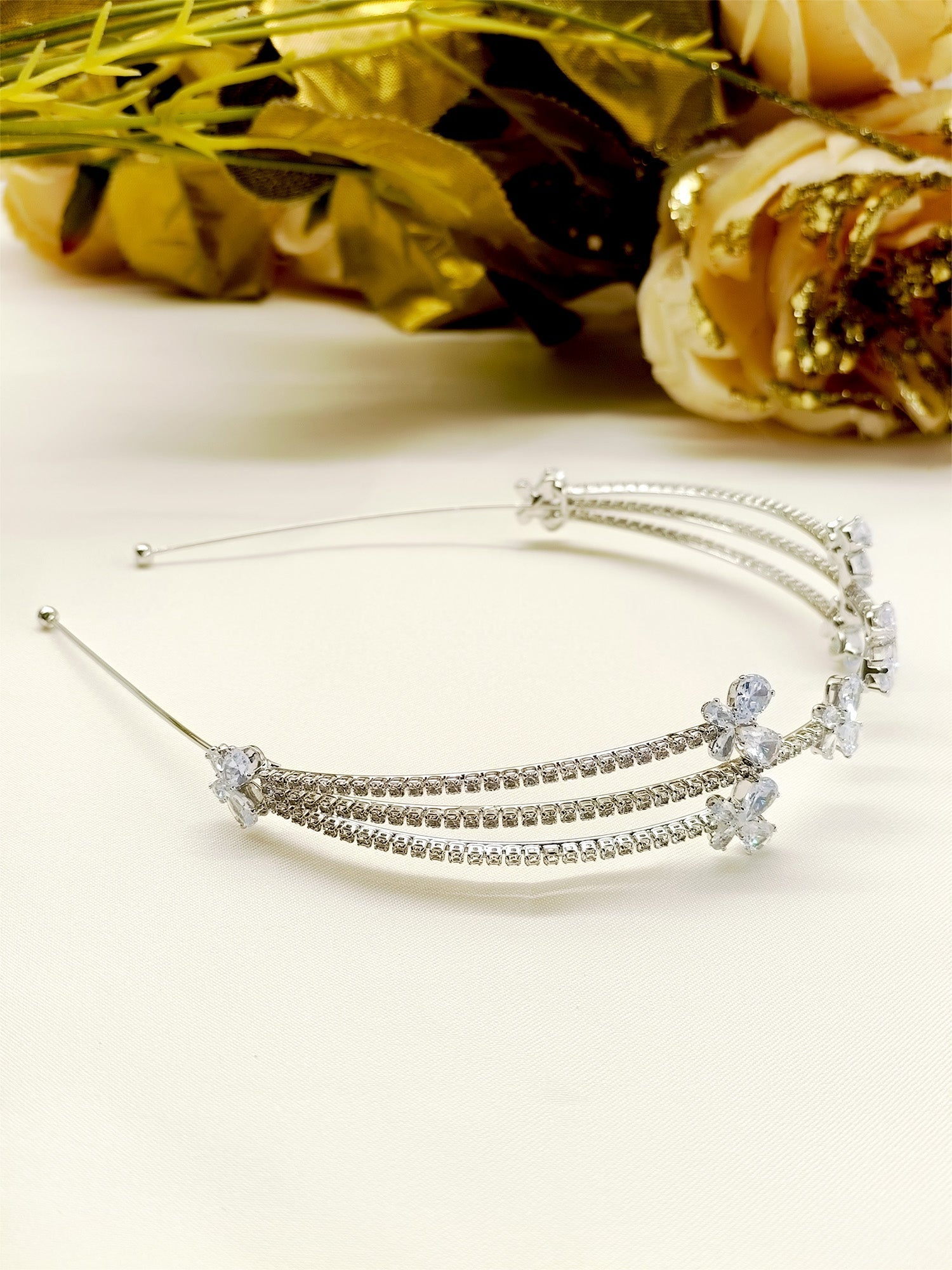 Dhanvika American Diamond Hair Band - qivii