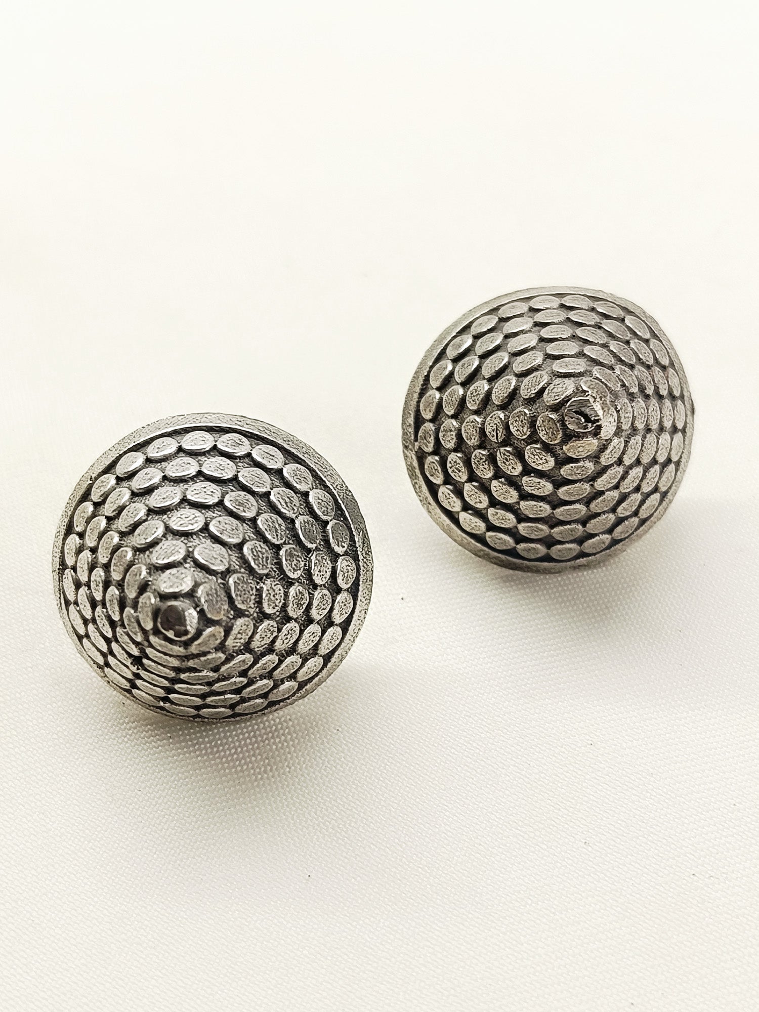 Uthami Plain Oxidized Tops