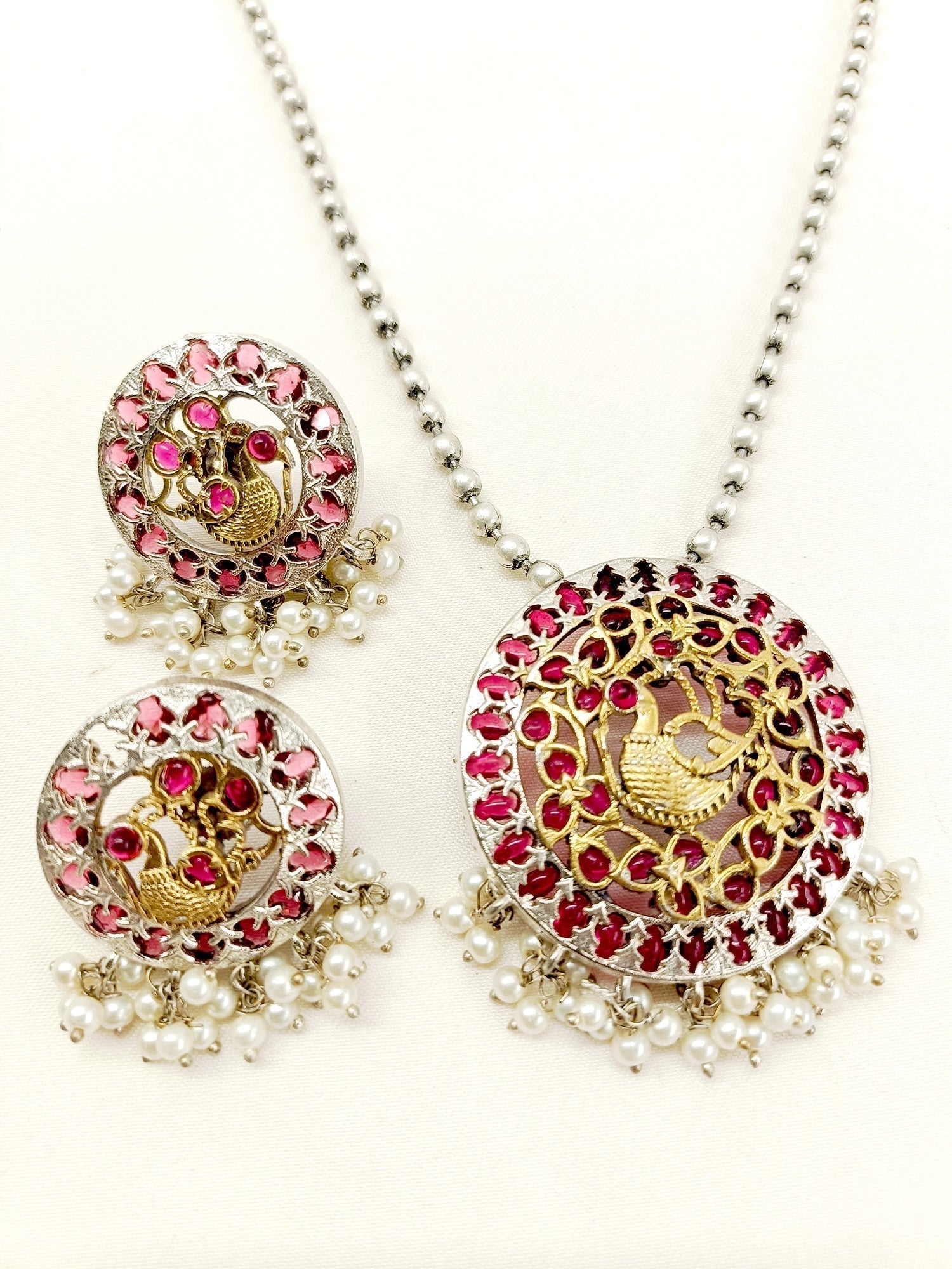 Ruhina Maroon Oxidized Pendant Set - qivii