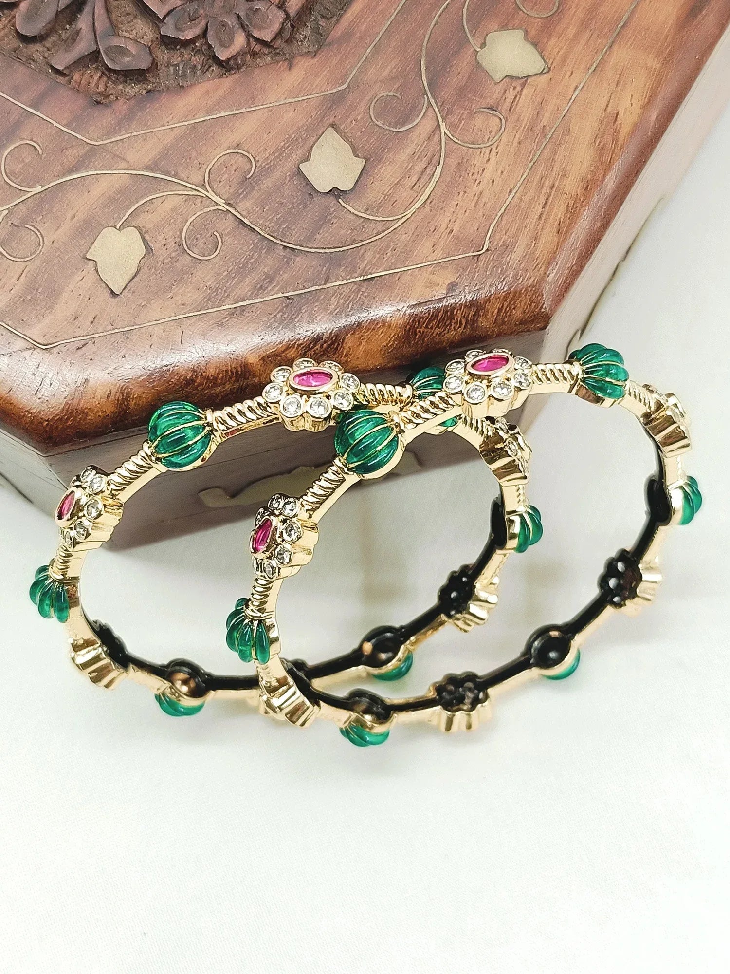Vijayanthi Green Antique Bangles