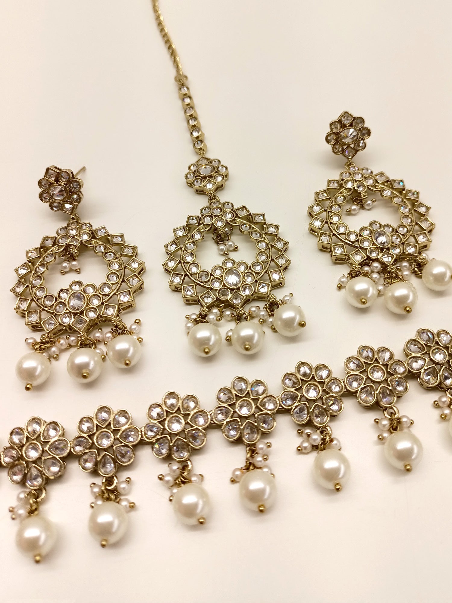 Anokhi White Polki Necklace Set - qivii