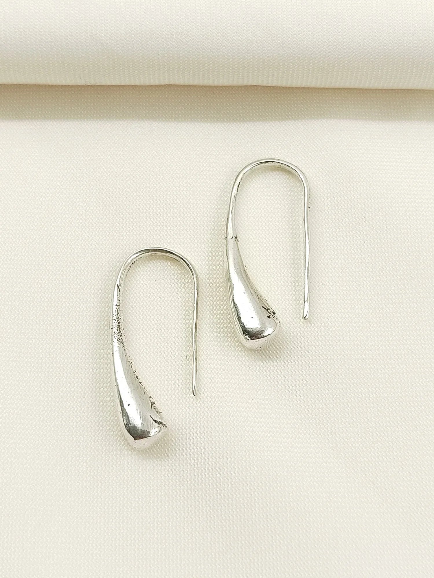 Sufiya Silver Western Earrings