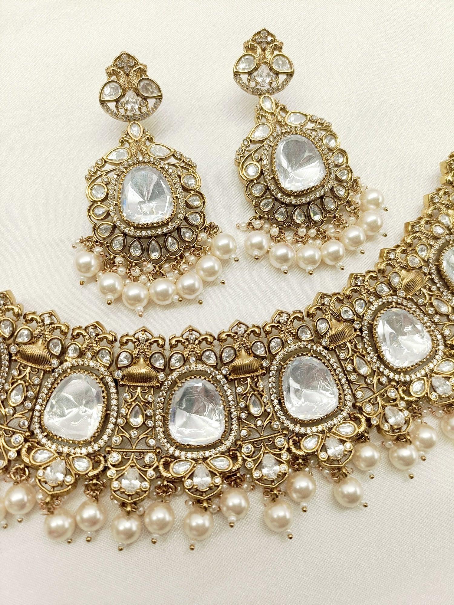Chinky White Polki Necklace Set