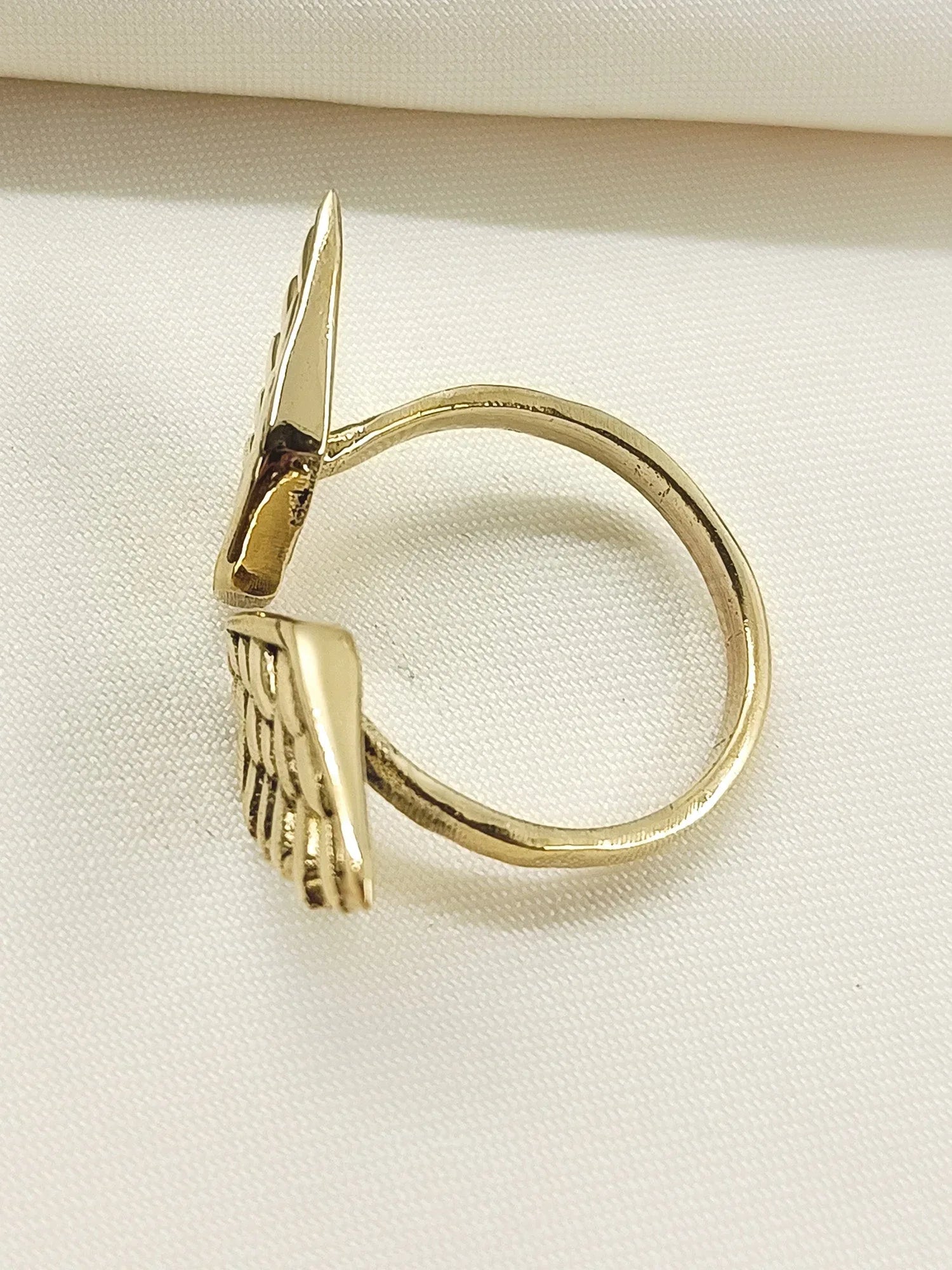 Zubera Golden Western Finger Ring