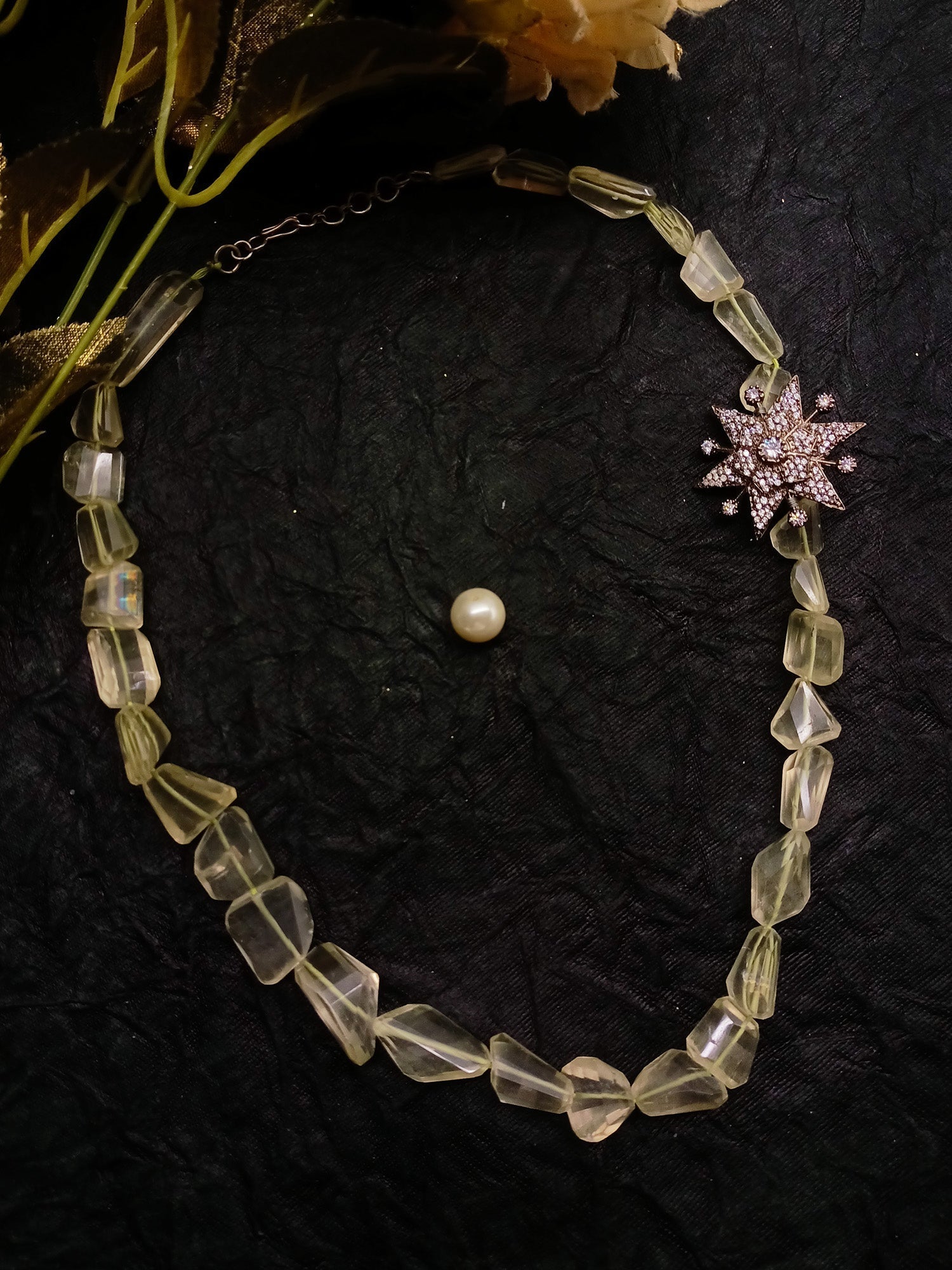 Sayantika Light Green Quartz Necklace - qivii