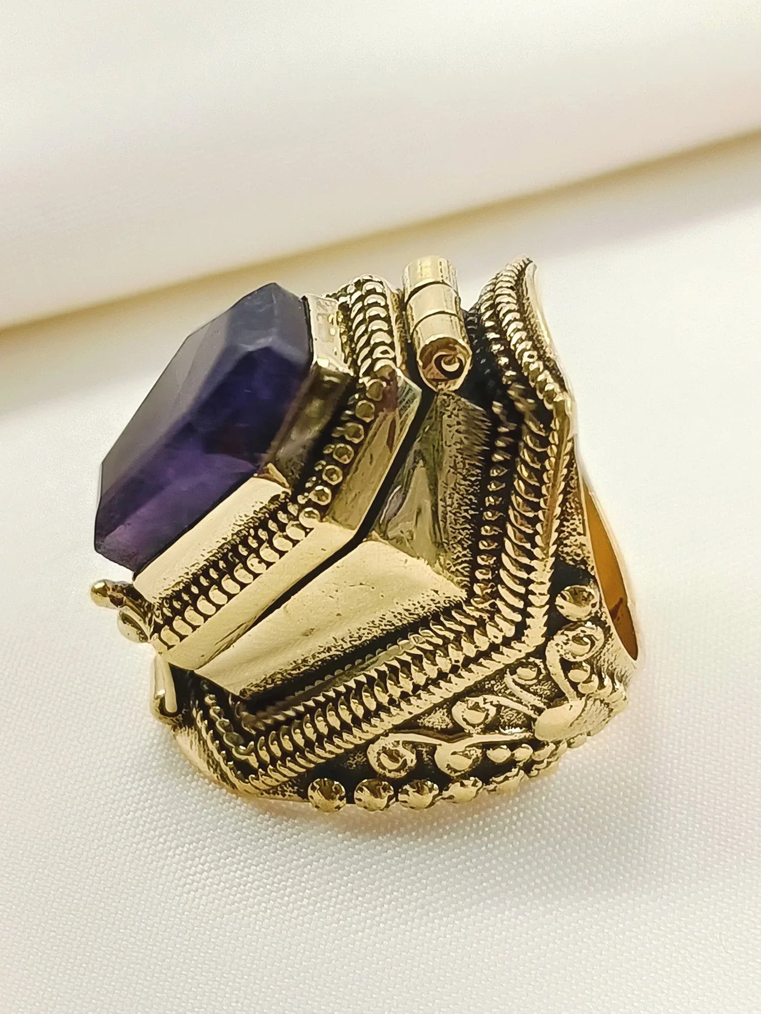 Diya Purple Western Finger Ring