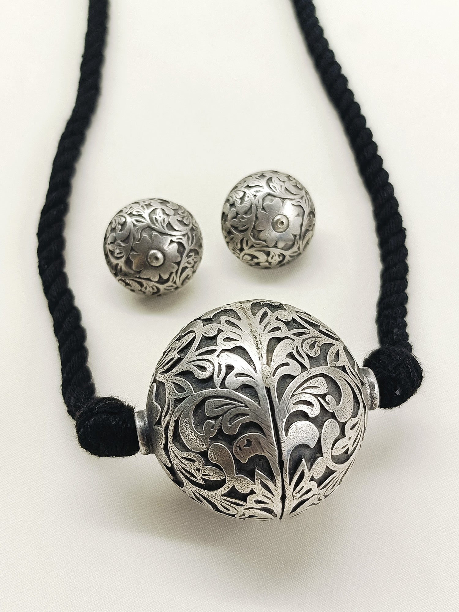 Xavilra Black Oxidized Pendant Set With Ring
