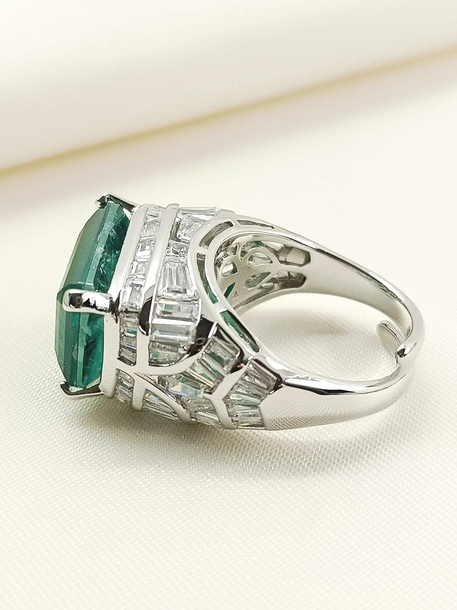 Bodhi Green American Diamond Finger Ring