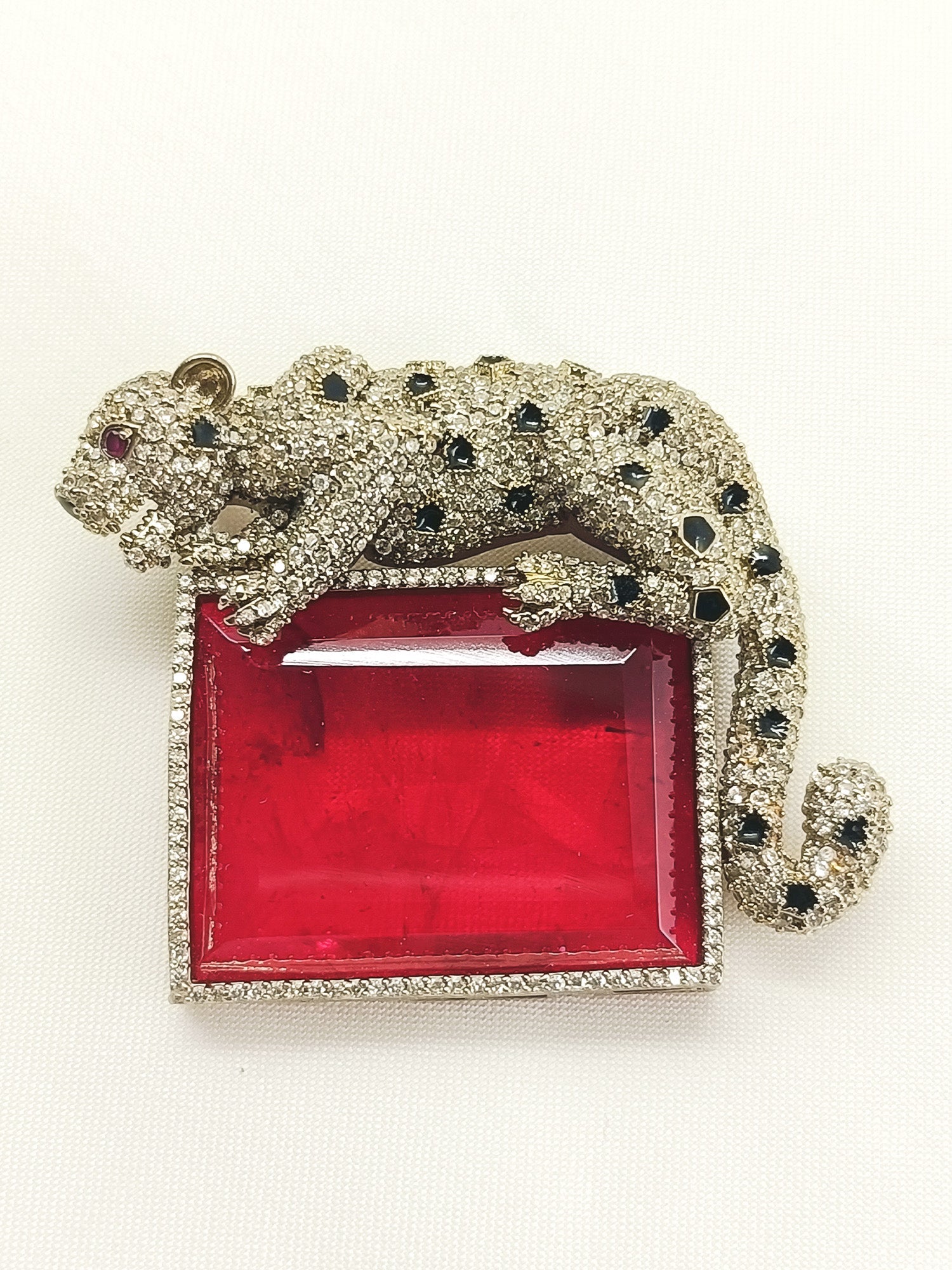 Ridhansh Ruby Tiger Brooch