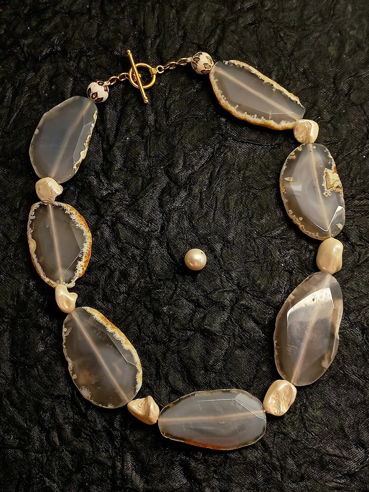 Preetika Marvel Natural Stone Necklace - qivii