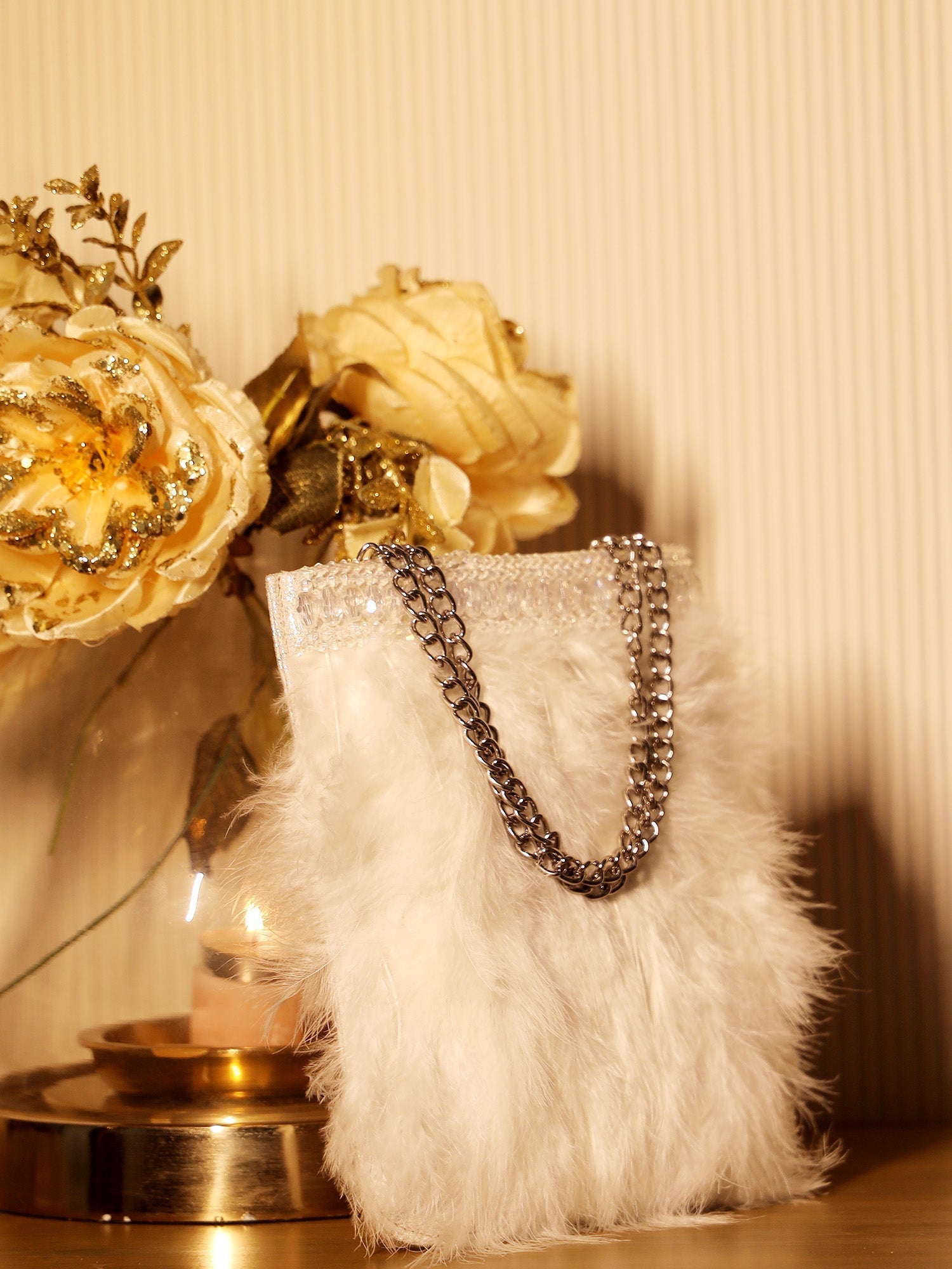 Adeline White Sling Bag - qivii