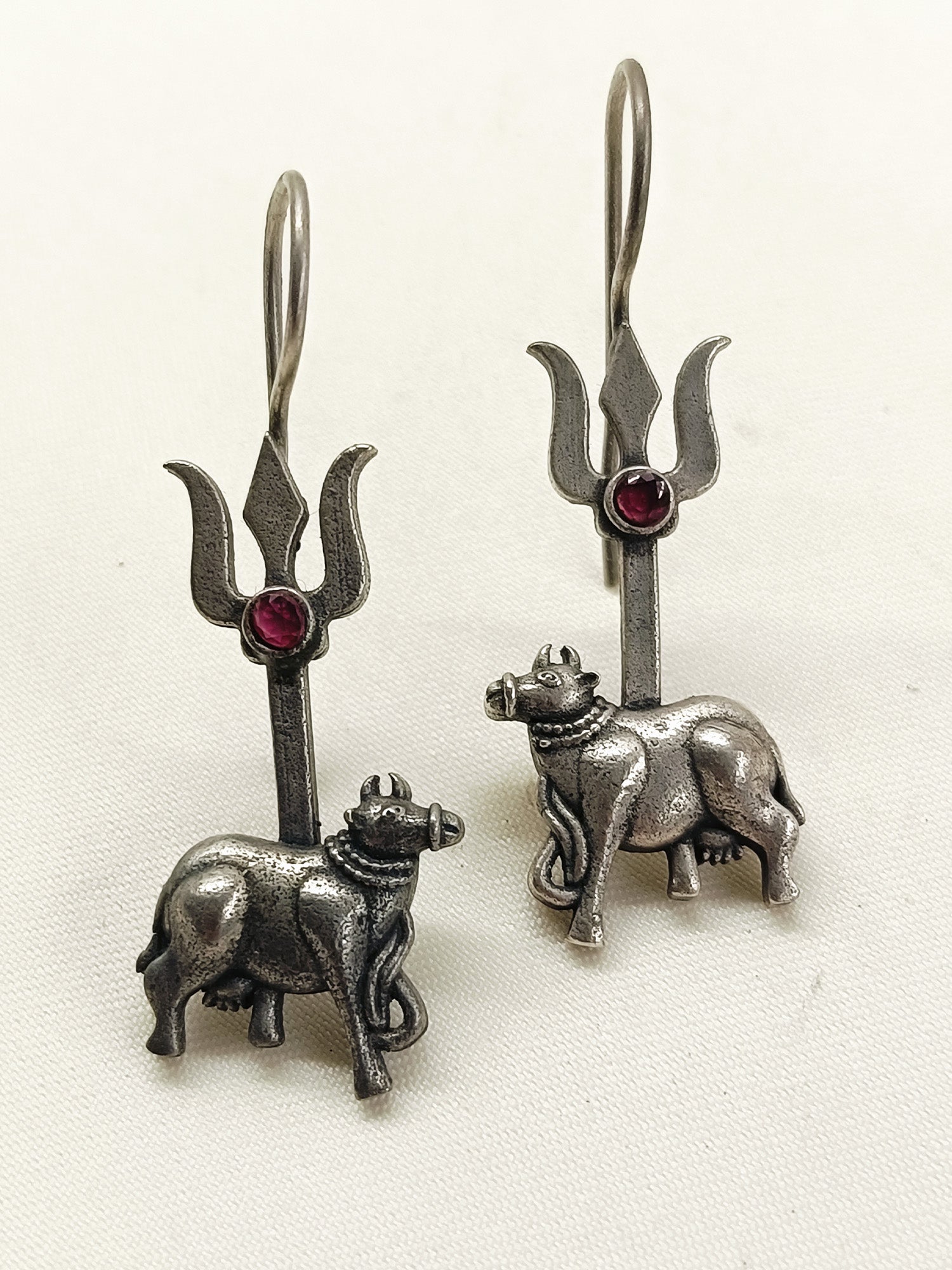 Divija Ruby Oxidized Earring