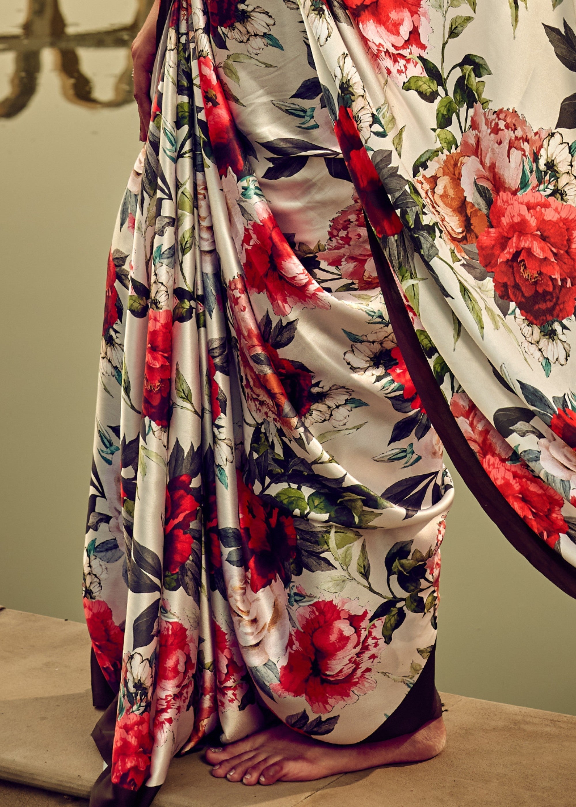 Flower Satin Digital Printed Saree - qivii